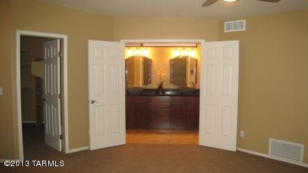 Wilton Commons (1-9) - Residential Lease