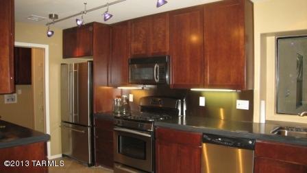 Wilton Commons (1-9) - Residential Lease