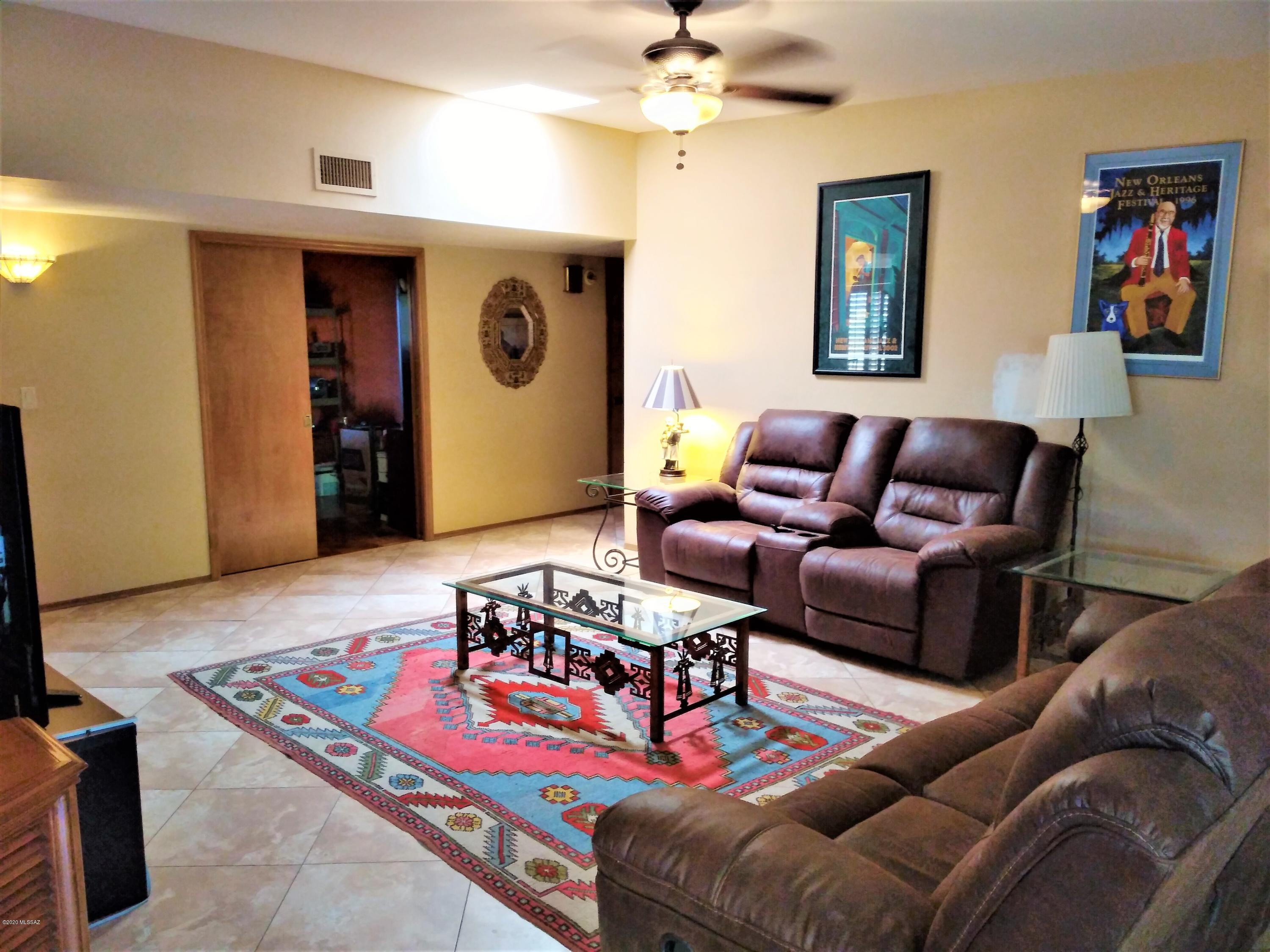 Casas Adobes Country Club Est. - Residential