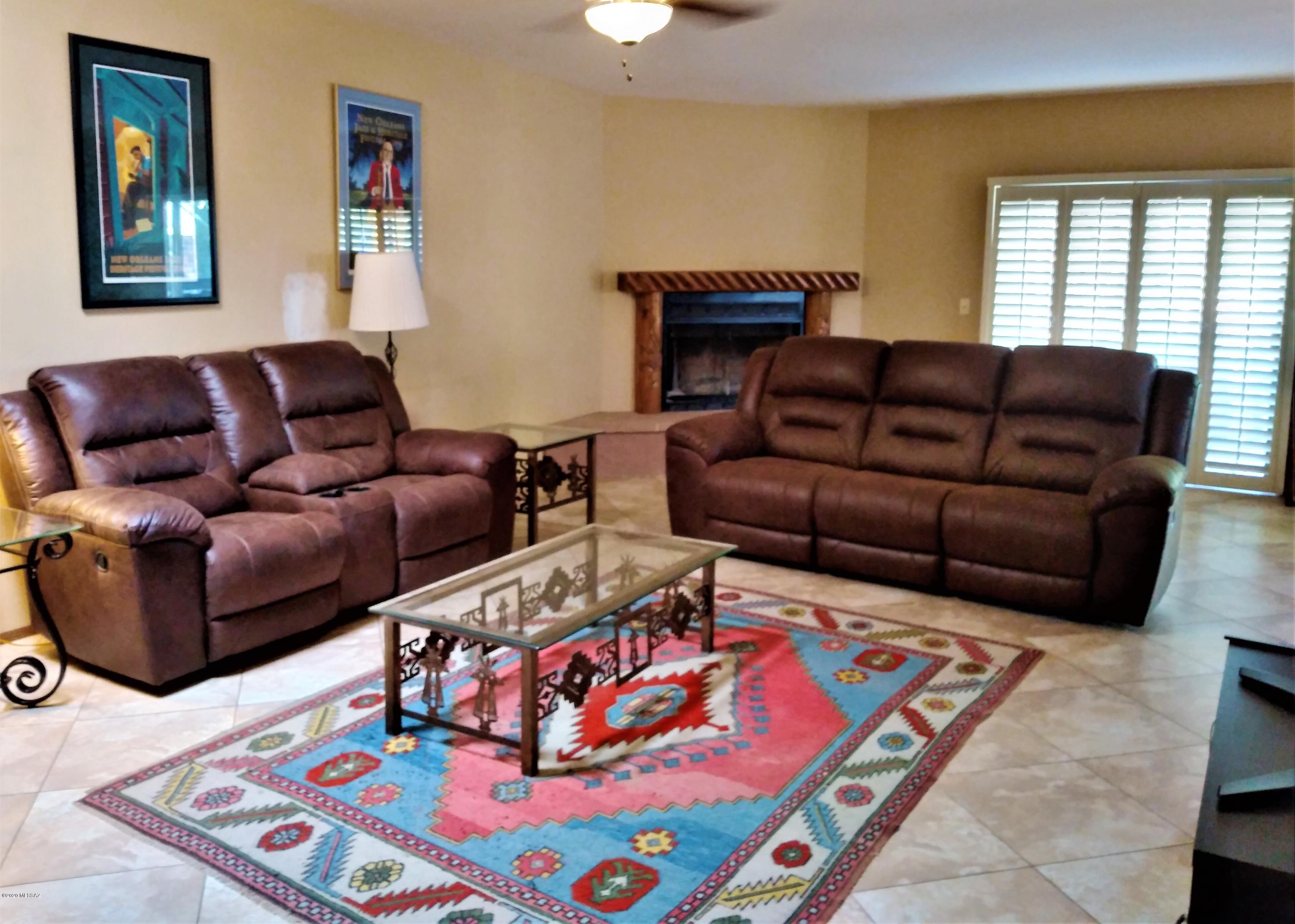 Casas Adobes Country Club Est. - Residential