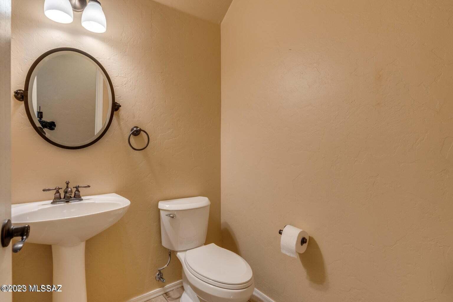 Sabino Mountain (1-290) - Residential Lease