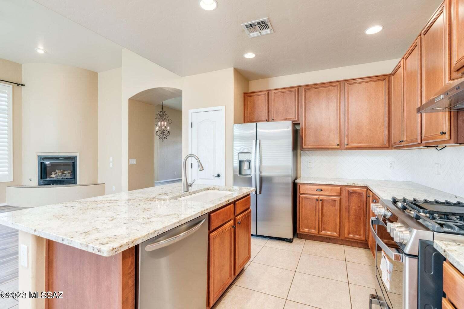 Sabino Mountain (1-290) - Residential Lease