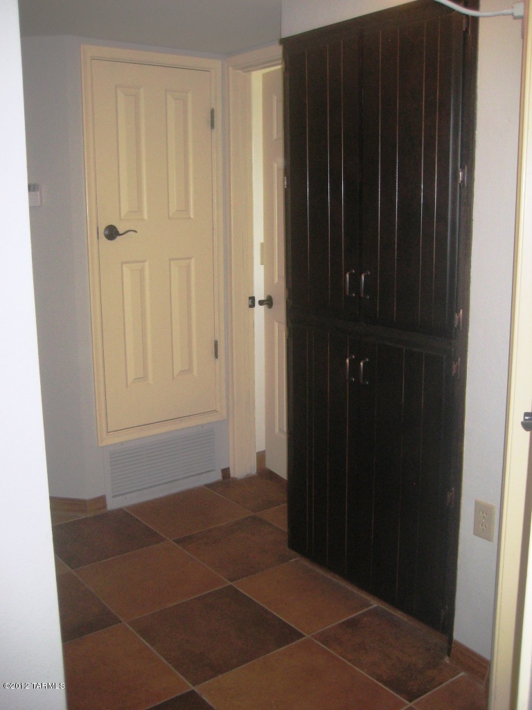 Unsubdivided - Residential Lease