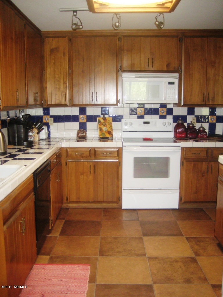 Unsubdivided - Residential Lease