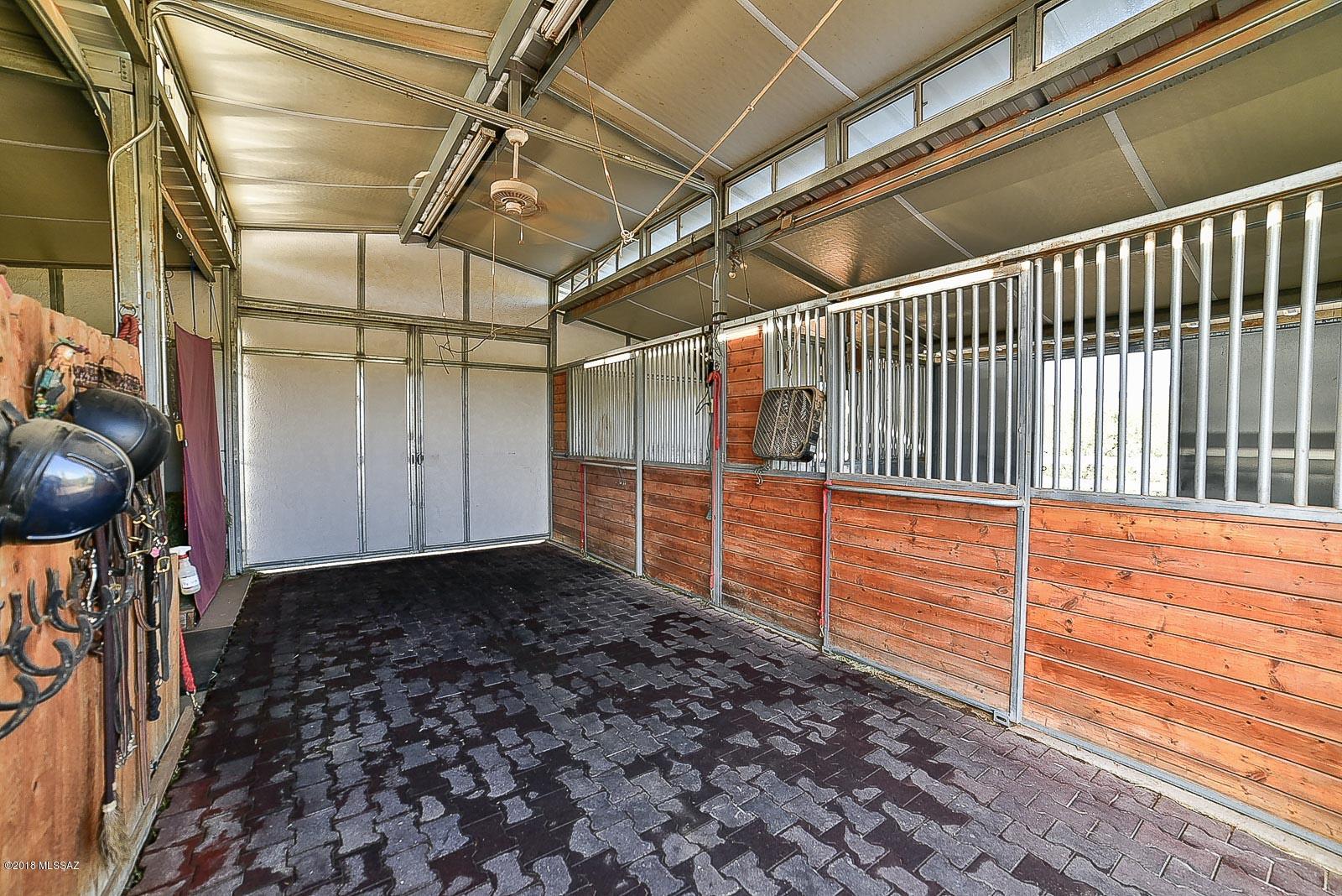 Coyote Creek (1-395) - Residential