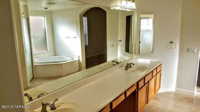 Saddlebrooke - Residential Lease