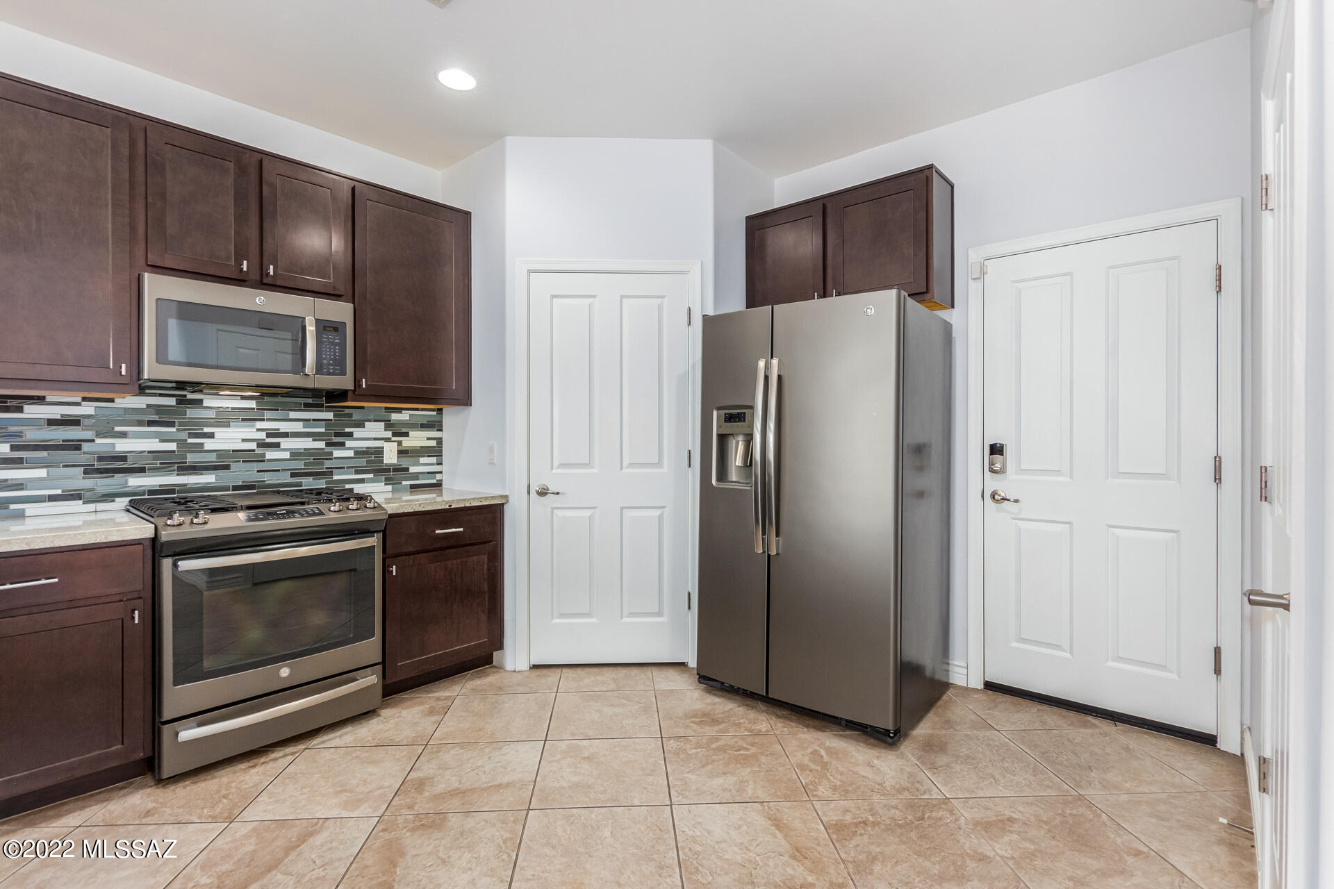 Miramonte At Glenn SQ20133580243 - Residential Lease