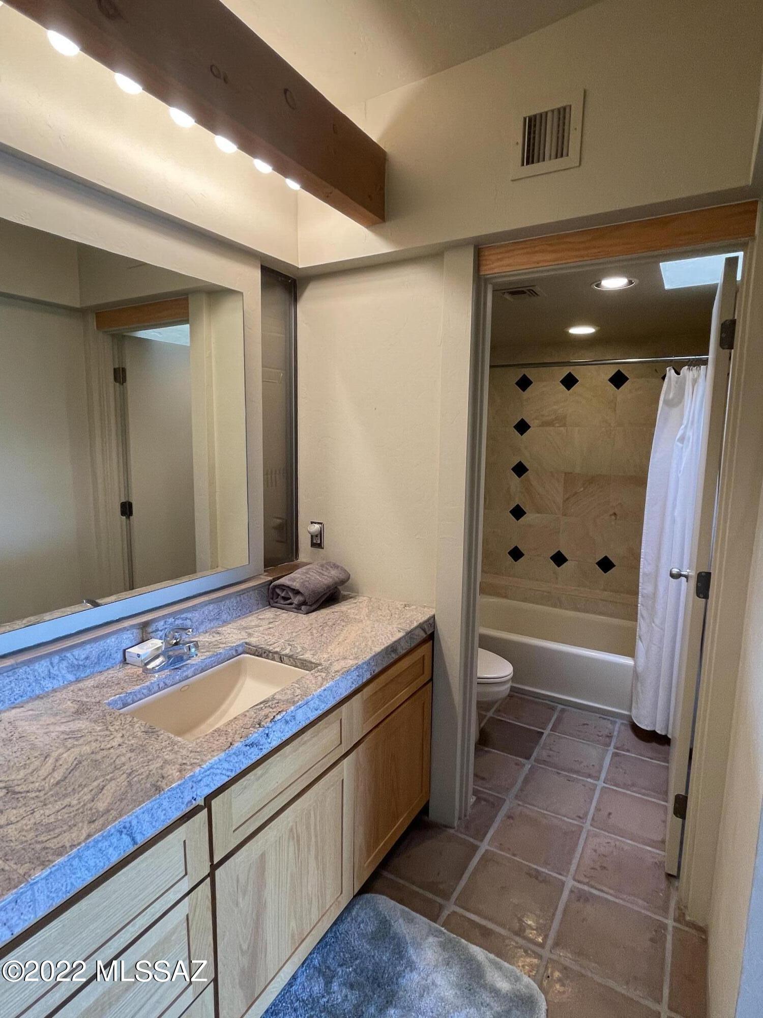 La Paloma Ridge Estates I (1-69) - Residential Lease