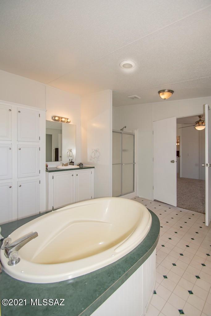 Lariat Est - Residential