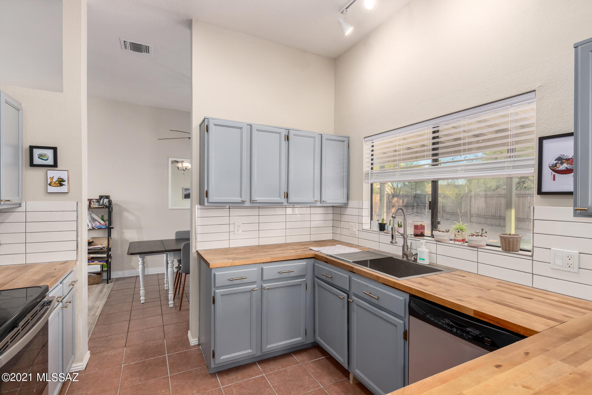 Meadowbrook (1-56) - Residential