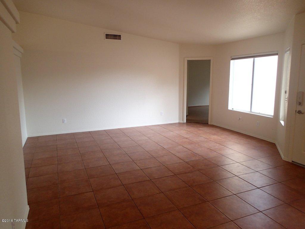 Sunrise Meadow At Rita Ranch (1-135) - Residential