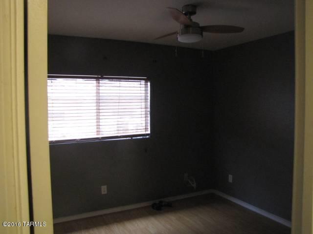 Arizona La Victoria (1-131) - Residential Lease