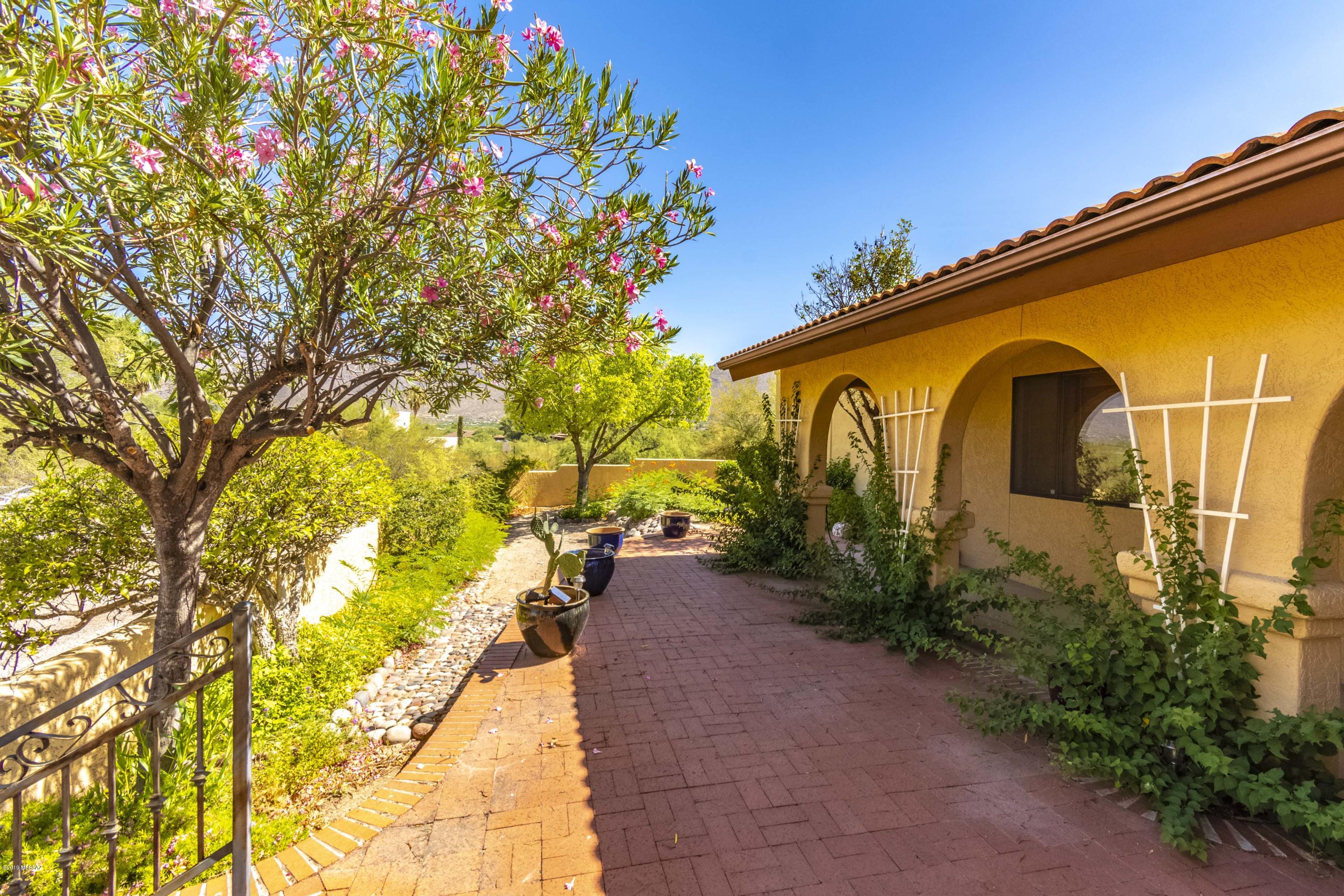 Catalina Del Sol (1-71) - Residential
