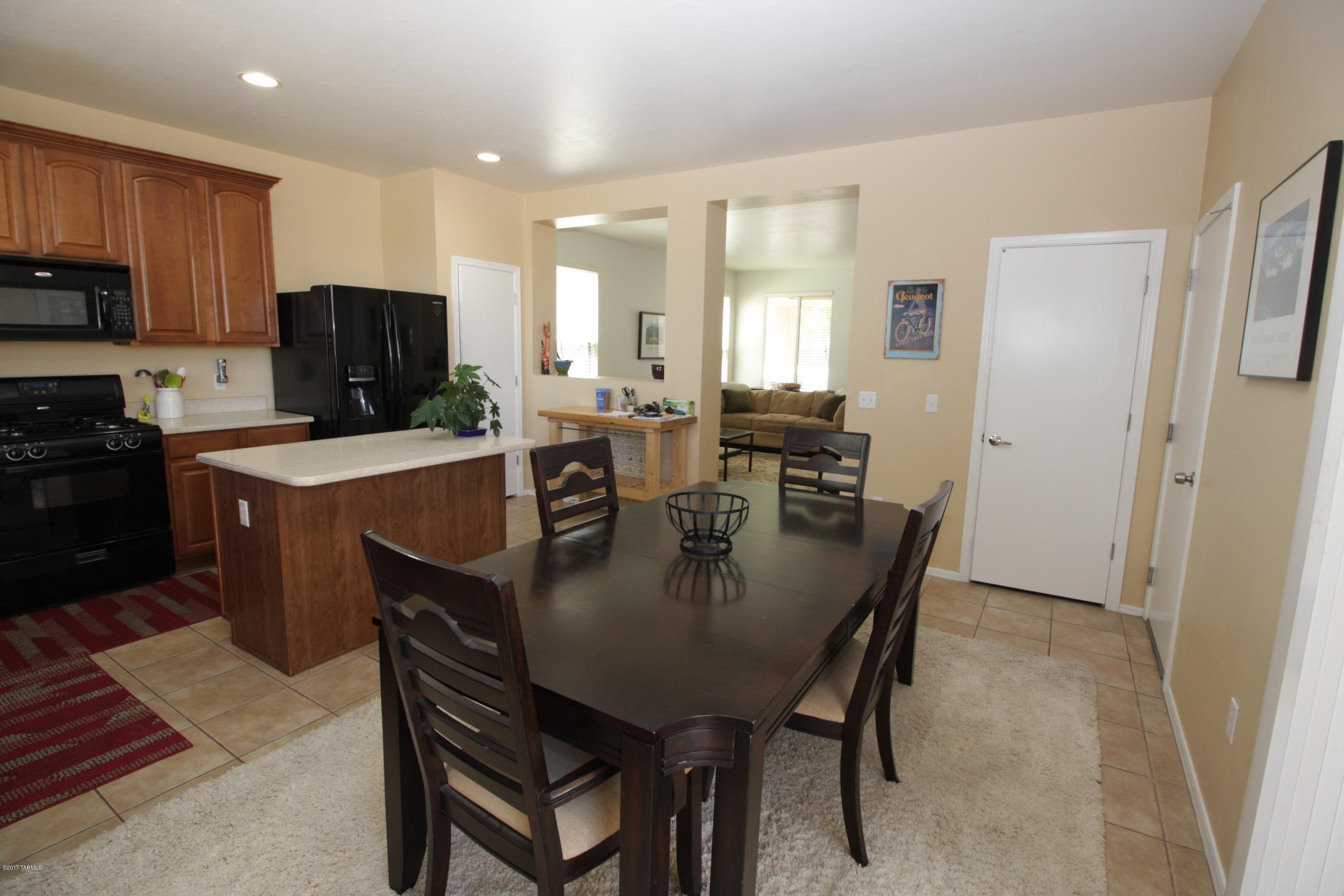 Pantano Overlook - Residential