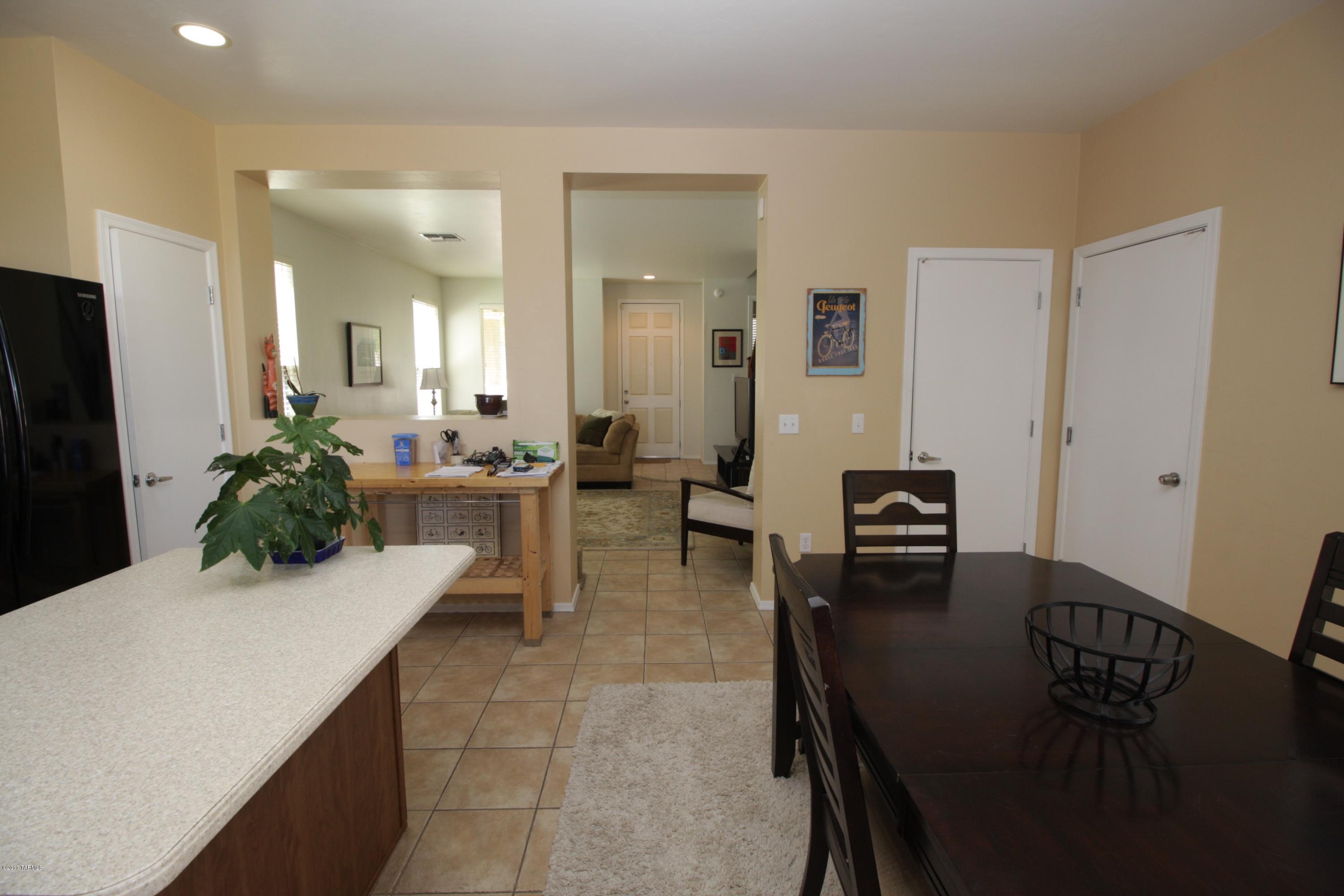 Pantano Overlook - Residential