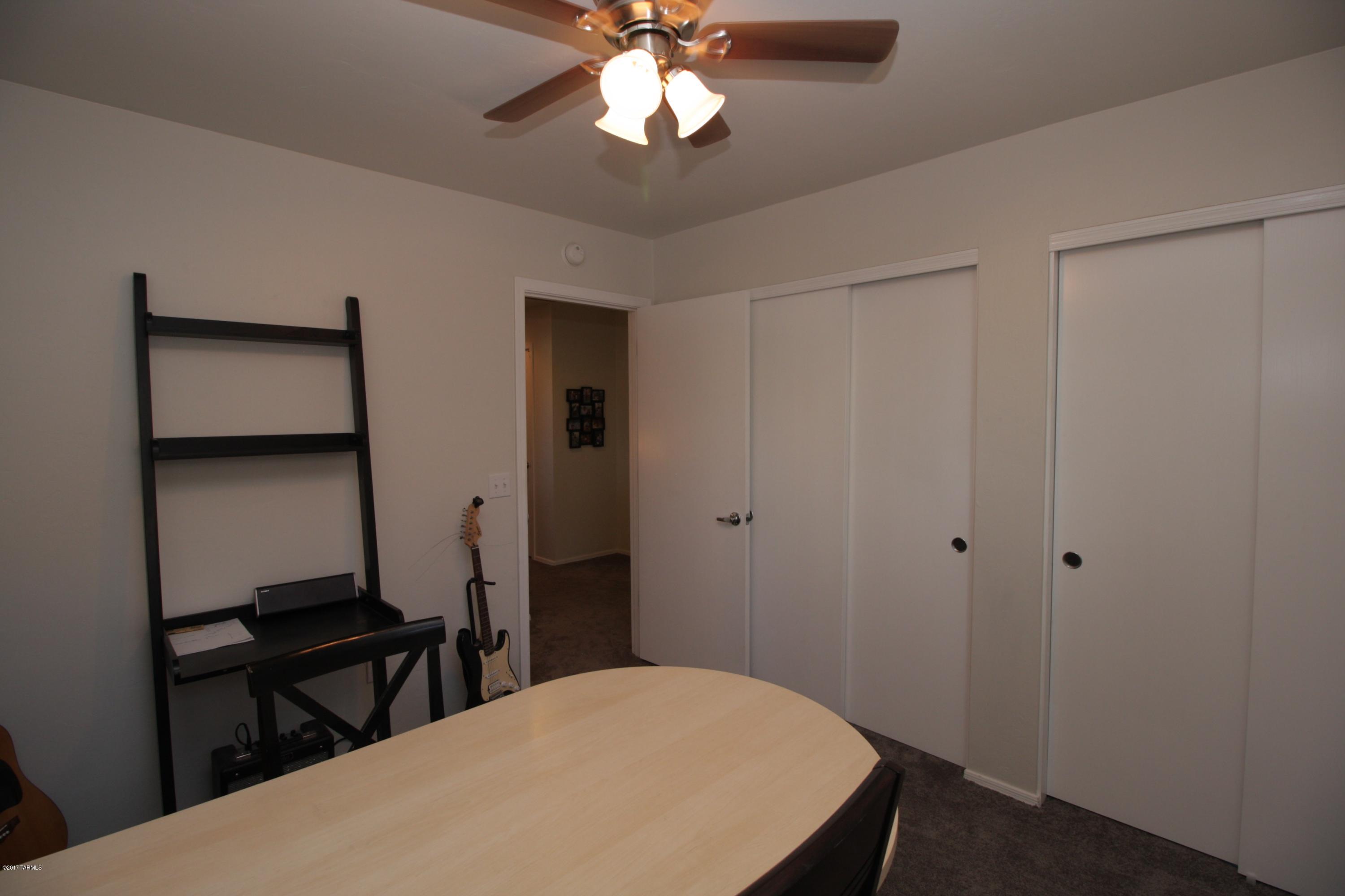 Pantano Overlook - Residential