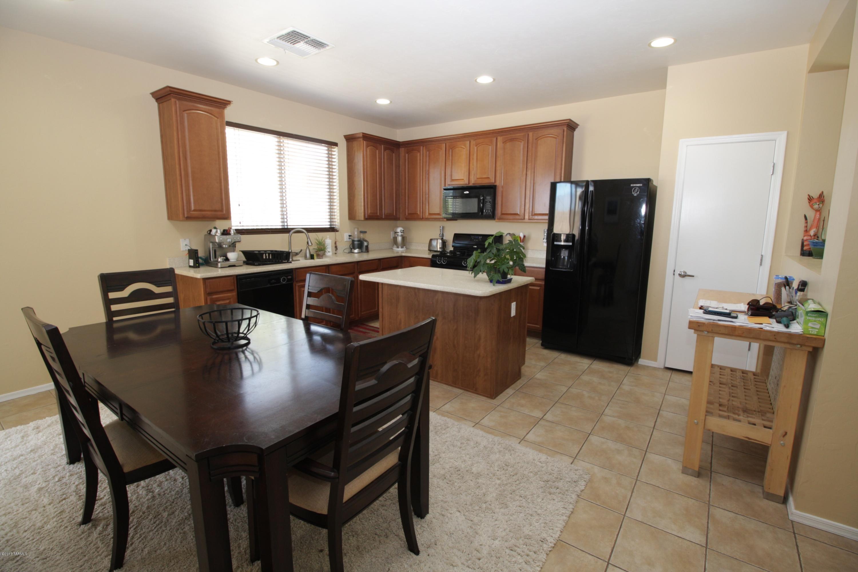 Pantano Overlook - Residential