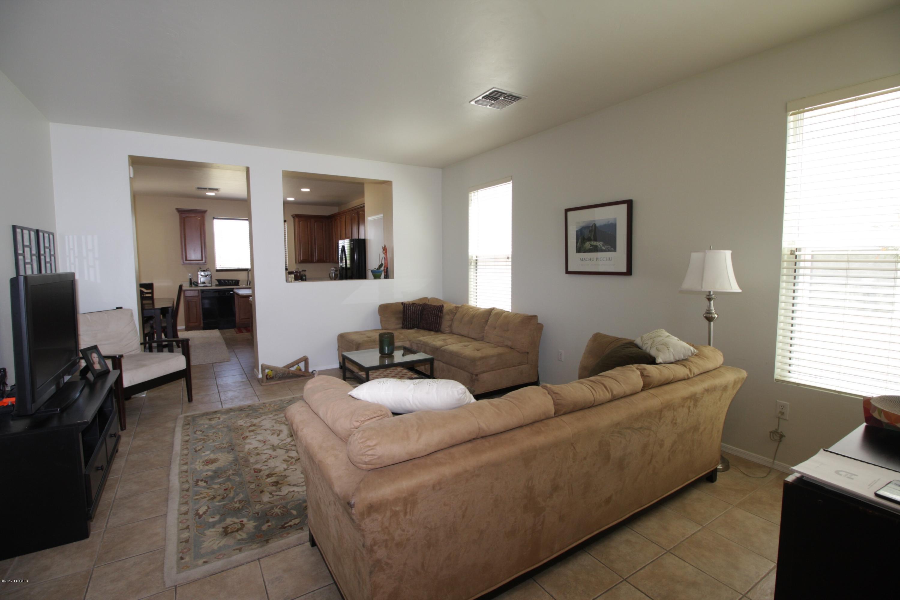 Pantano Overlook - Residential