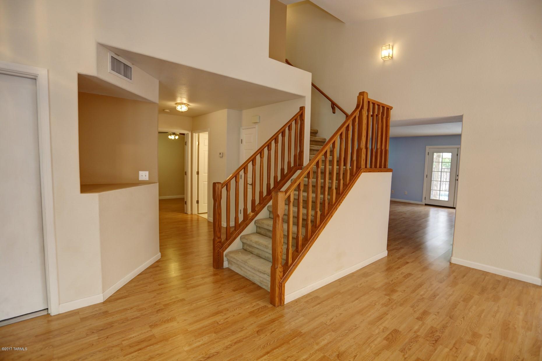 Seneca Terrace (1-60) - Residential