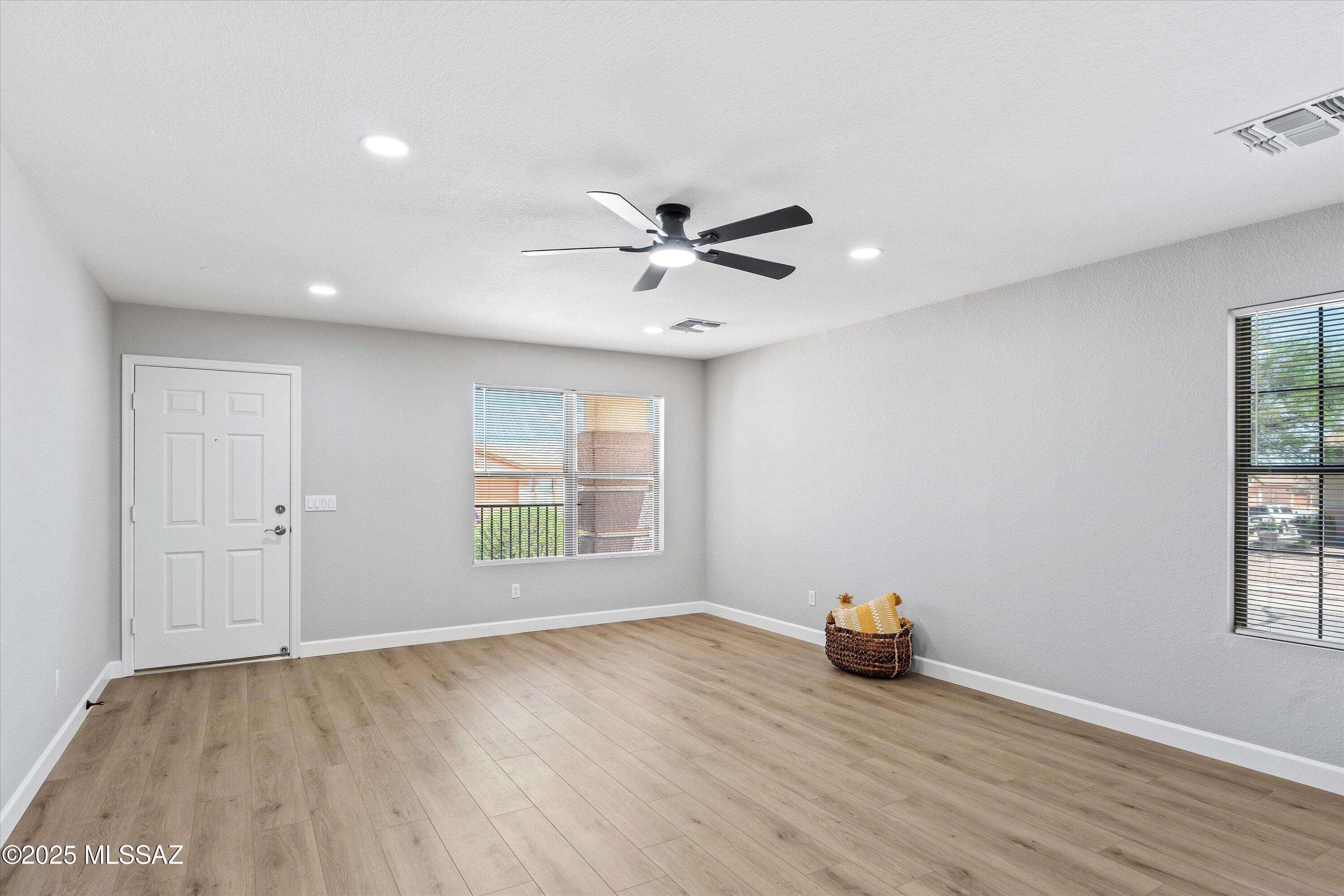 Pantano Heights (1-123) - Residential