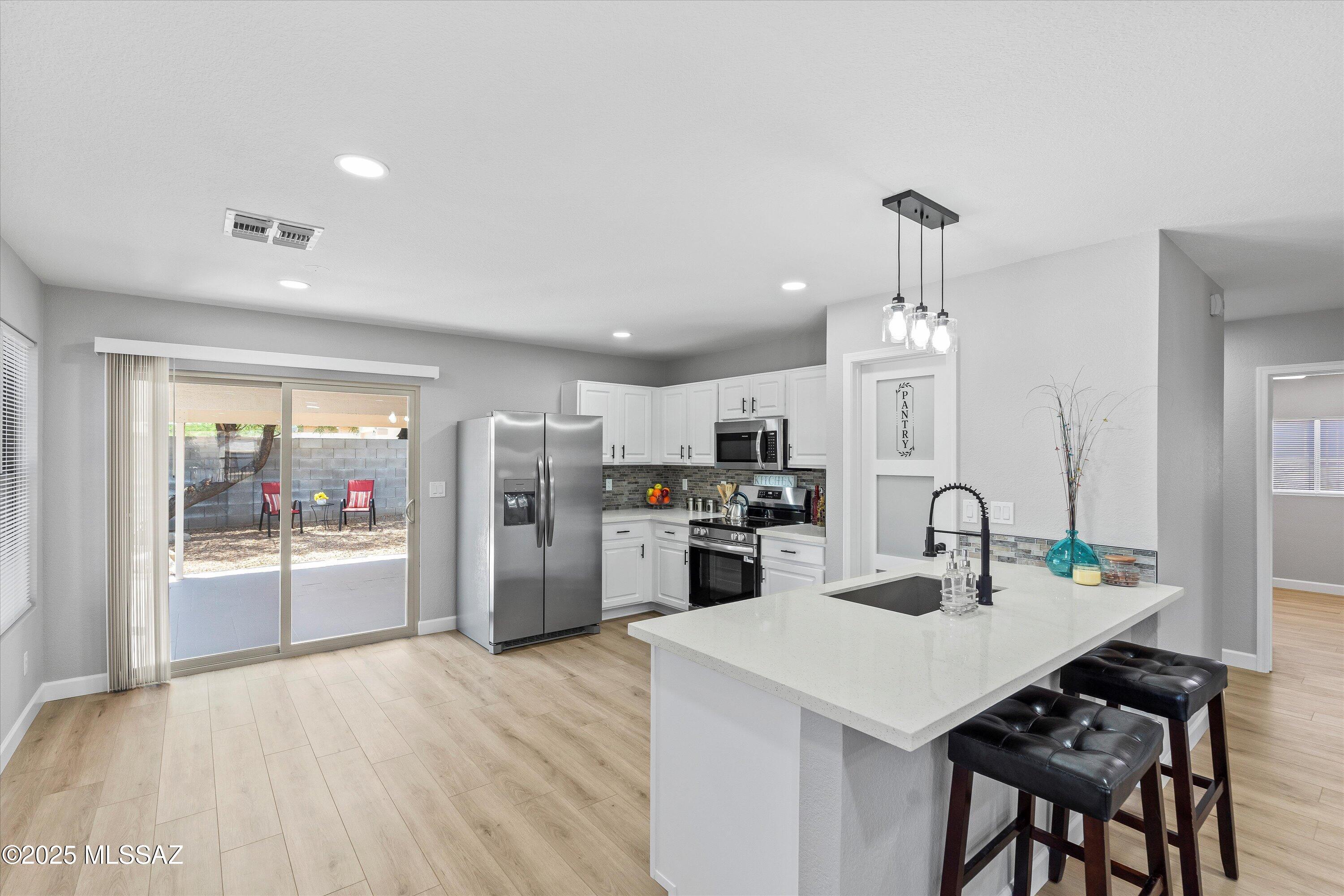 Pantano Heights (1-123) - Residential