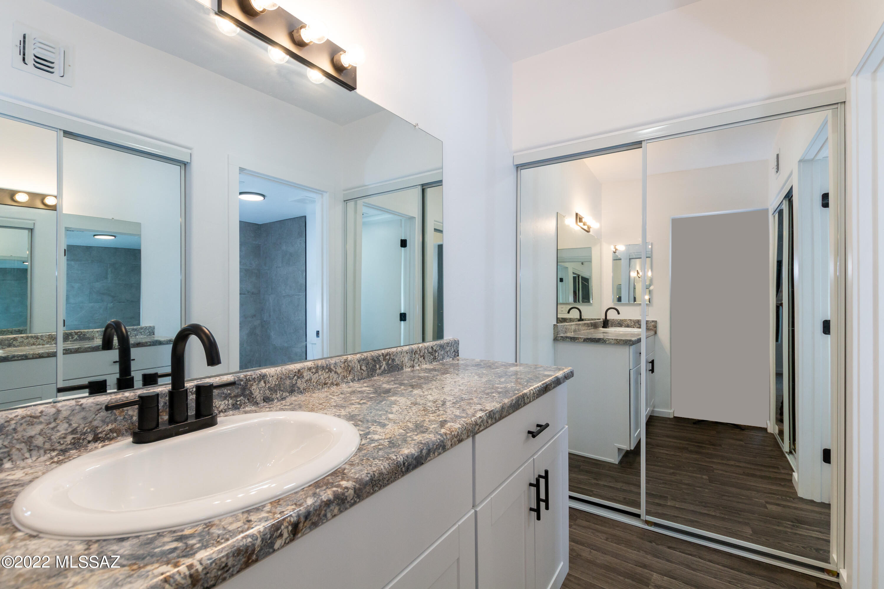 Summertree Condominiums (1-224) - Residential