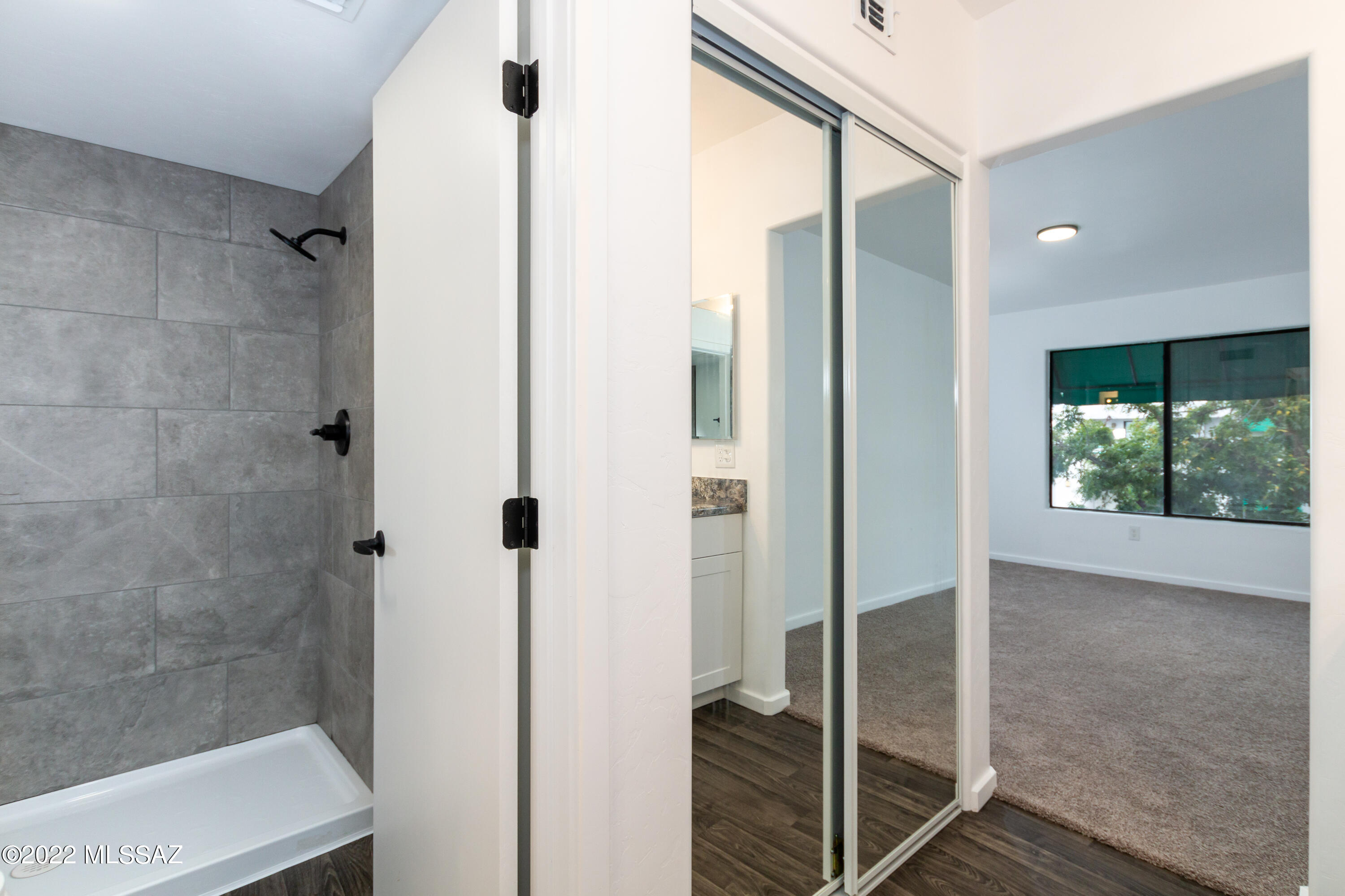 Summertree Condominiums (1-224) - Residential