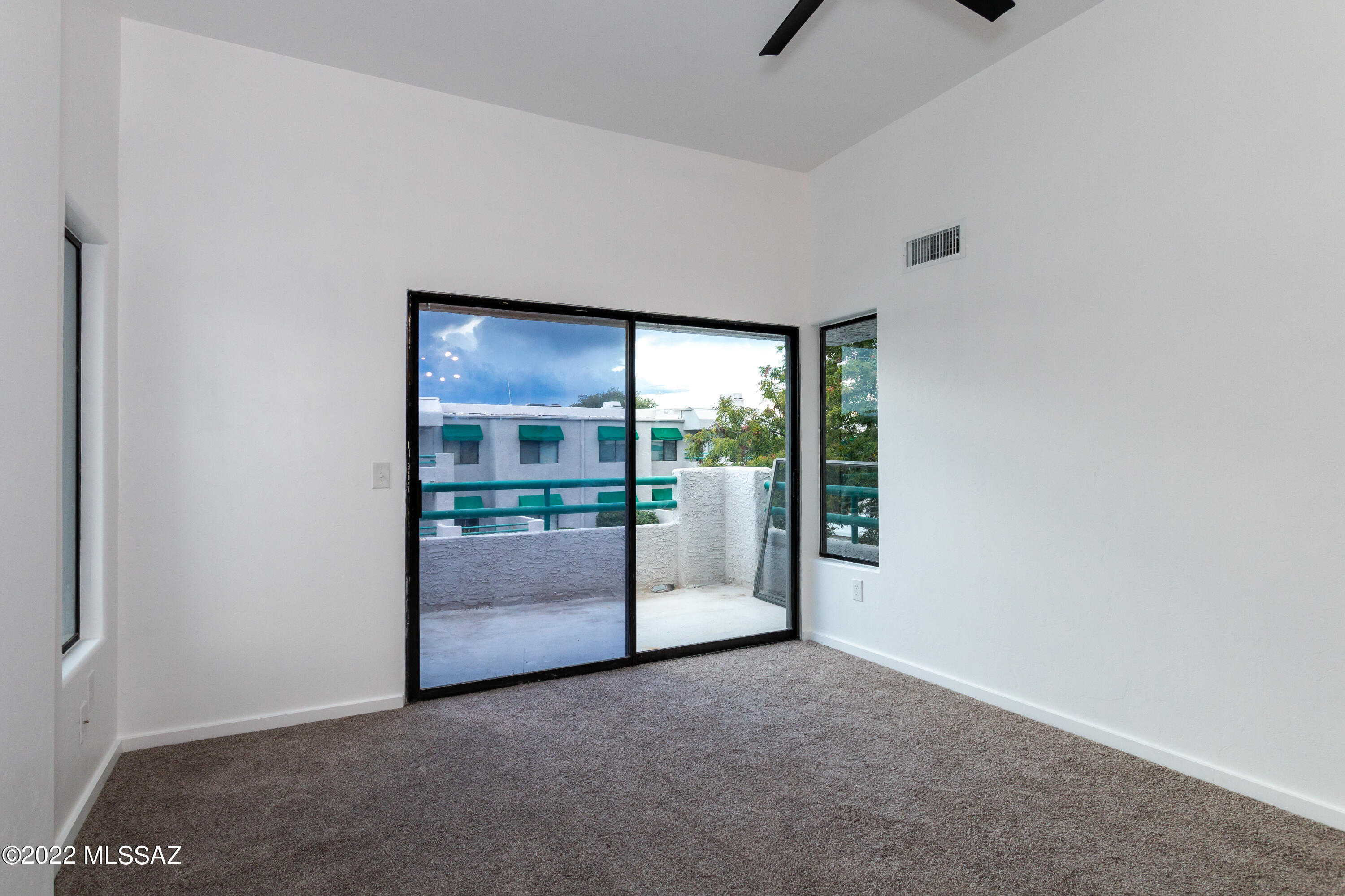 Summertree Condominiums (1-224) - Residential