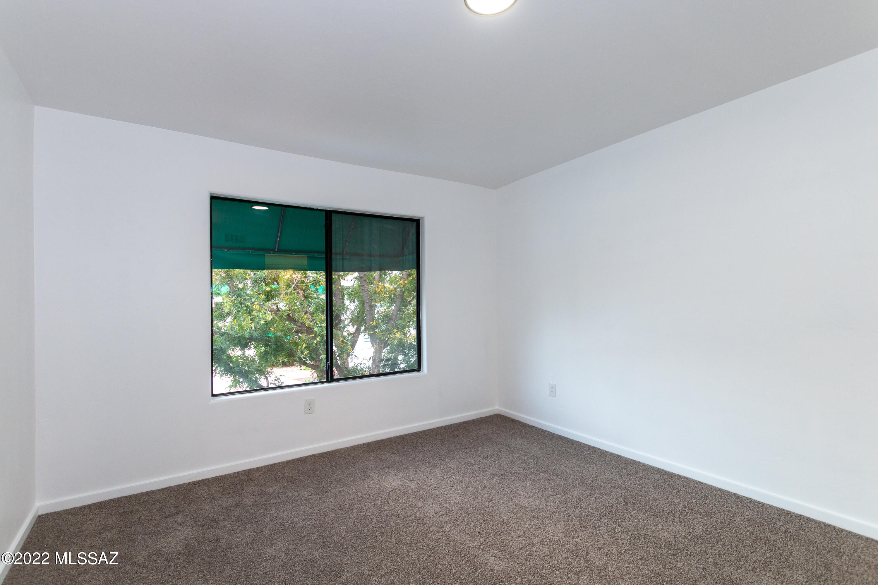 Summertree Condominiums (1-224) - Residential