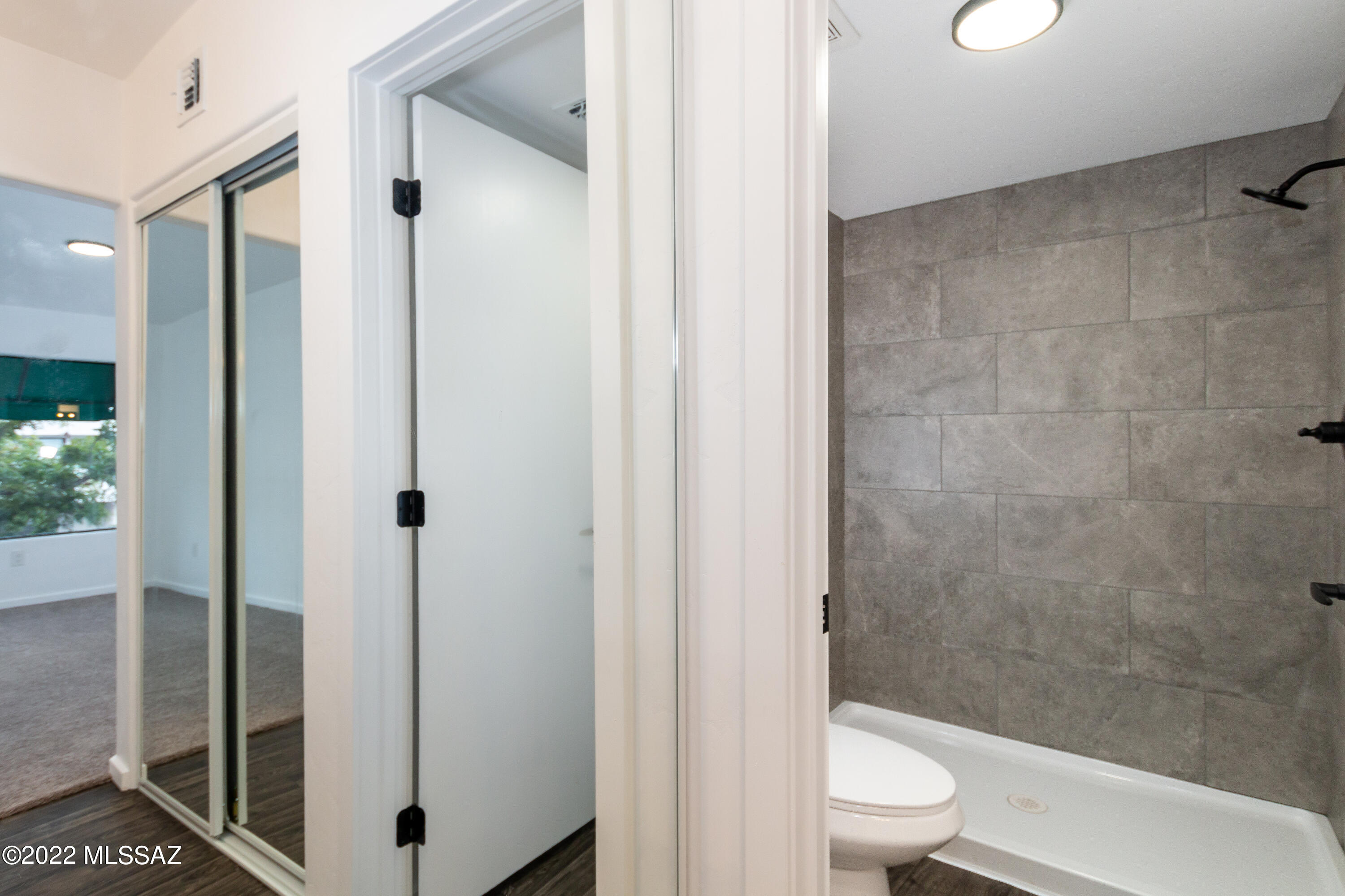 Summertree Condominiums (1-224) - Residential