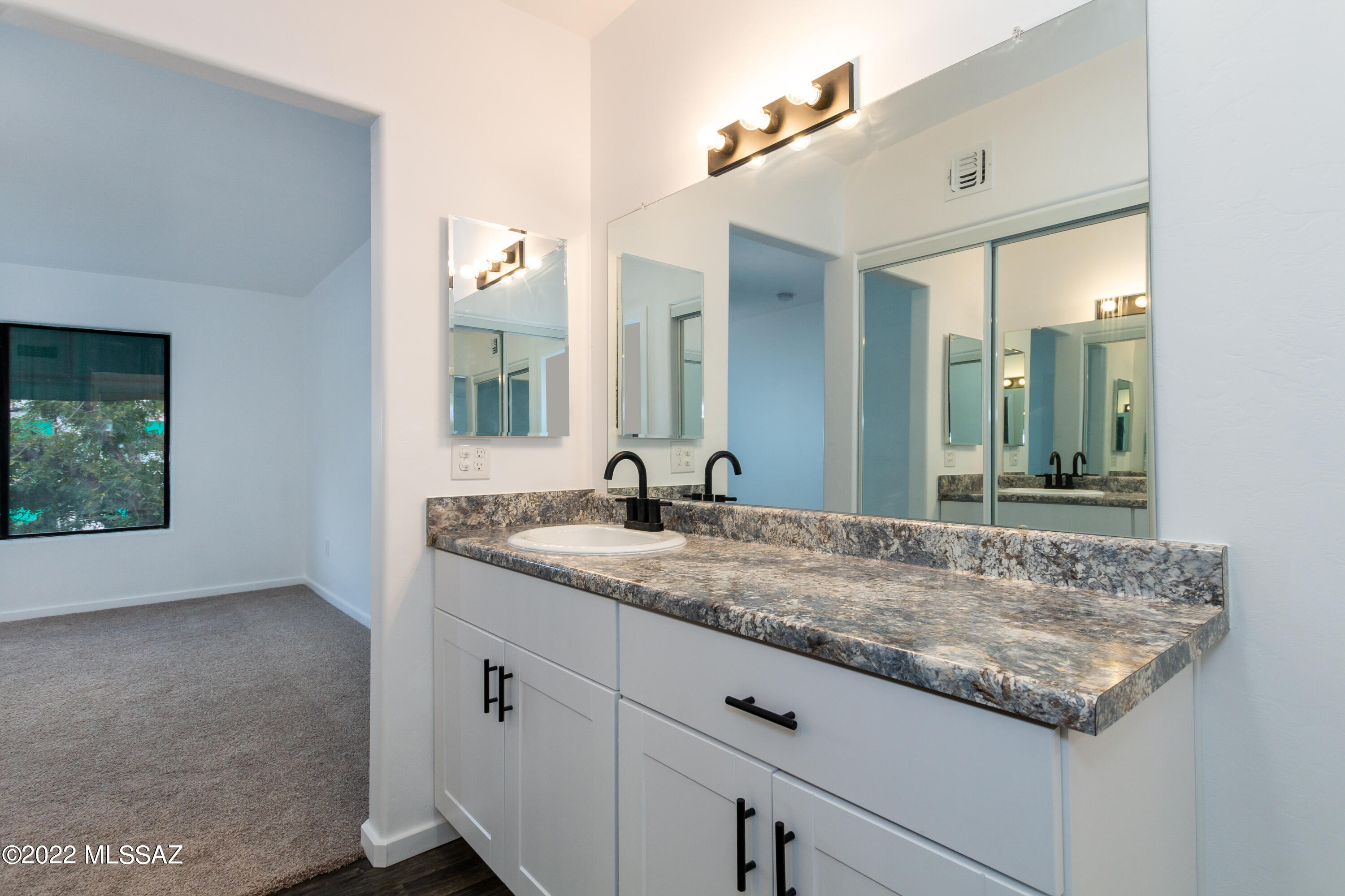 Summertree Condominiums (1-224) - Residential