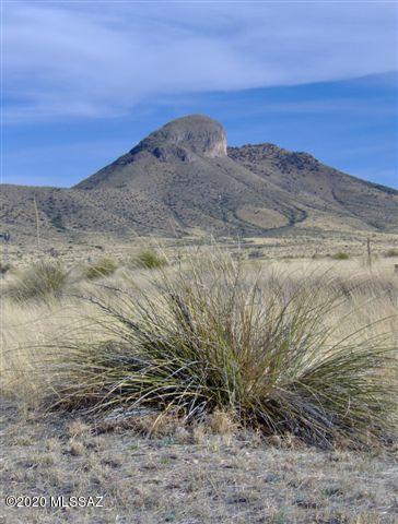 Priced right to sell!  Corner lot located in the beautiful Elgin wine country.  Spectacular views of the Mountain Empire with beautiful sunrises, sunsets and perfect for stargazing.  Build your dream home among custom homes in the area.  Property is located on paved road.  Adjoining parcels available. Owner financing option.