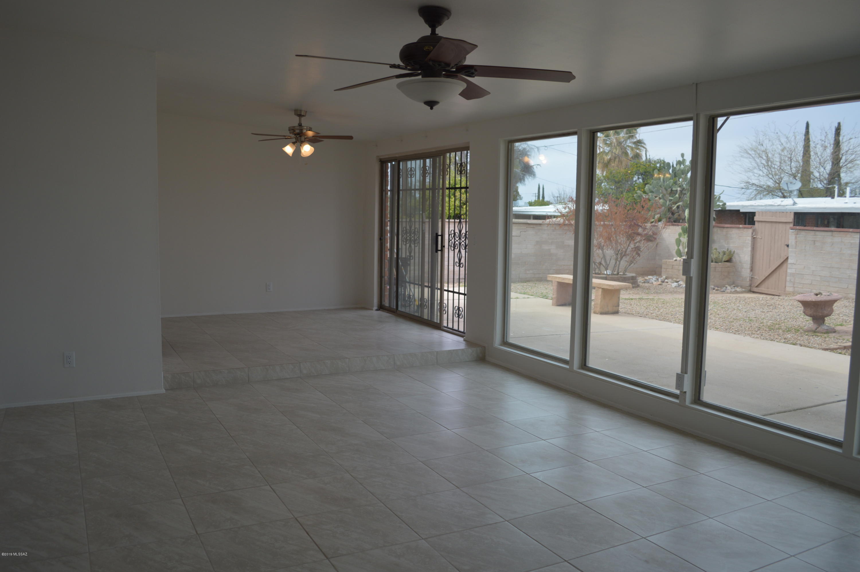 Vista Del Sierras - Residential