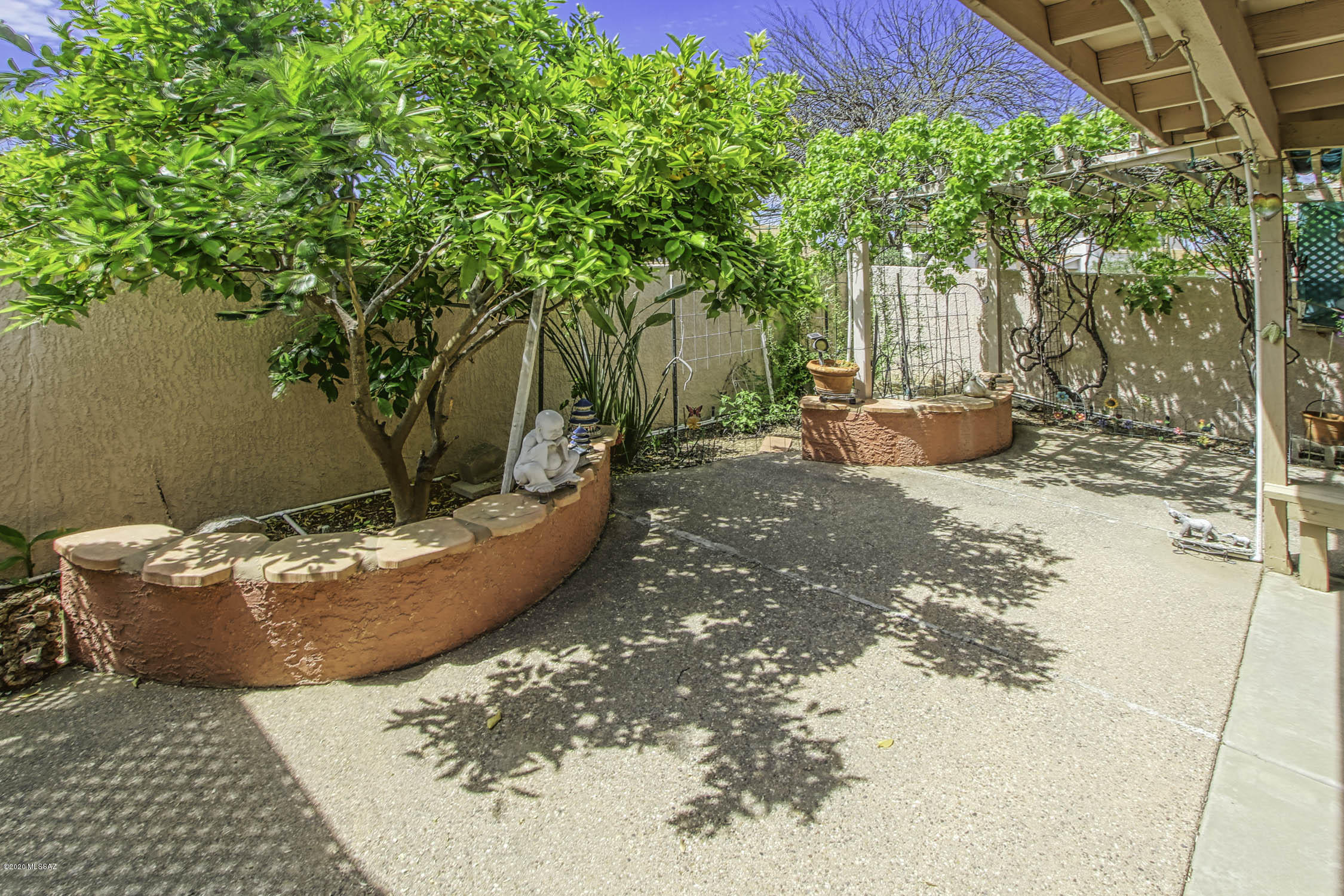 Country Highlands (1-180) - Residential