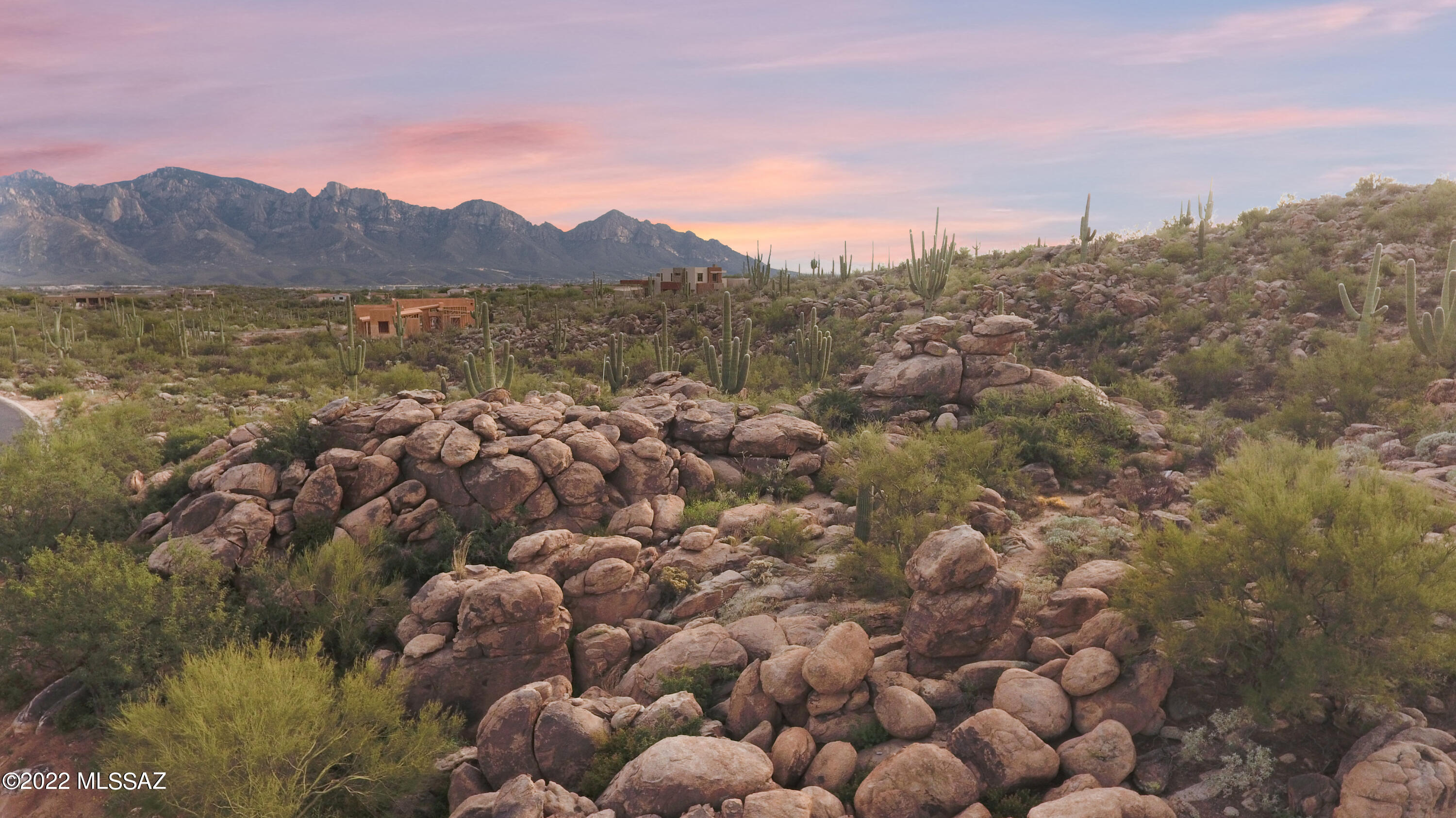 Think of our lots as canvases that have already been outfitted with the most spectacular frames you can imagine- expansive, breathtaking natural views of Southern Arizona landscapes, striking Tortolita mountains, and a sea of saguaros. Every lot is hand-picked for it unbeatable sights, ready for a home design with optimized views of the painted surroundings.  ONE Oak is an experienced custom builder that will craft a home perfectly catered to your comforts and expectations with high quality materials, luxurious amenities and finishes, and of course, unbeatable views from every window.  Our architects are used to making dreams come true for our clients- the sky's the limit when it comes to finalizing your dream home. Each lot is located in the sought-after Stone Canyon Community. Featuring a Health and Fitness Club, with tennis courts, pickle ball courts, pools and a spa.  Enjoy the world-class Jay Morrish-designed golf course & Clubhouse with a restaurant, bar and plenty of outdoor dining space.  You'll feel a million miles away but in realty you're only minutes away from everything Oro Valley and the city of Tucson have to offer.  Everything you could wish for in your private piece of paradise!
***Builder-owned lot. Buyer must sign Builder Cost Plus Contract
***COE shall follow the release of assurances by the Town of Oro Valley
