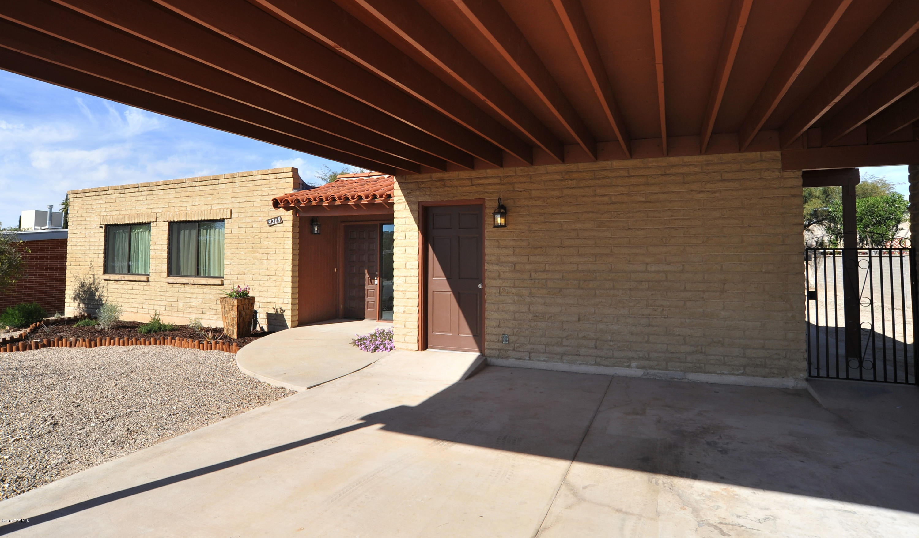 Hermosa Highlands (66-146) - Residential