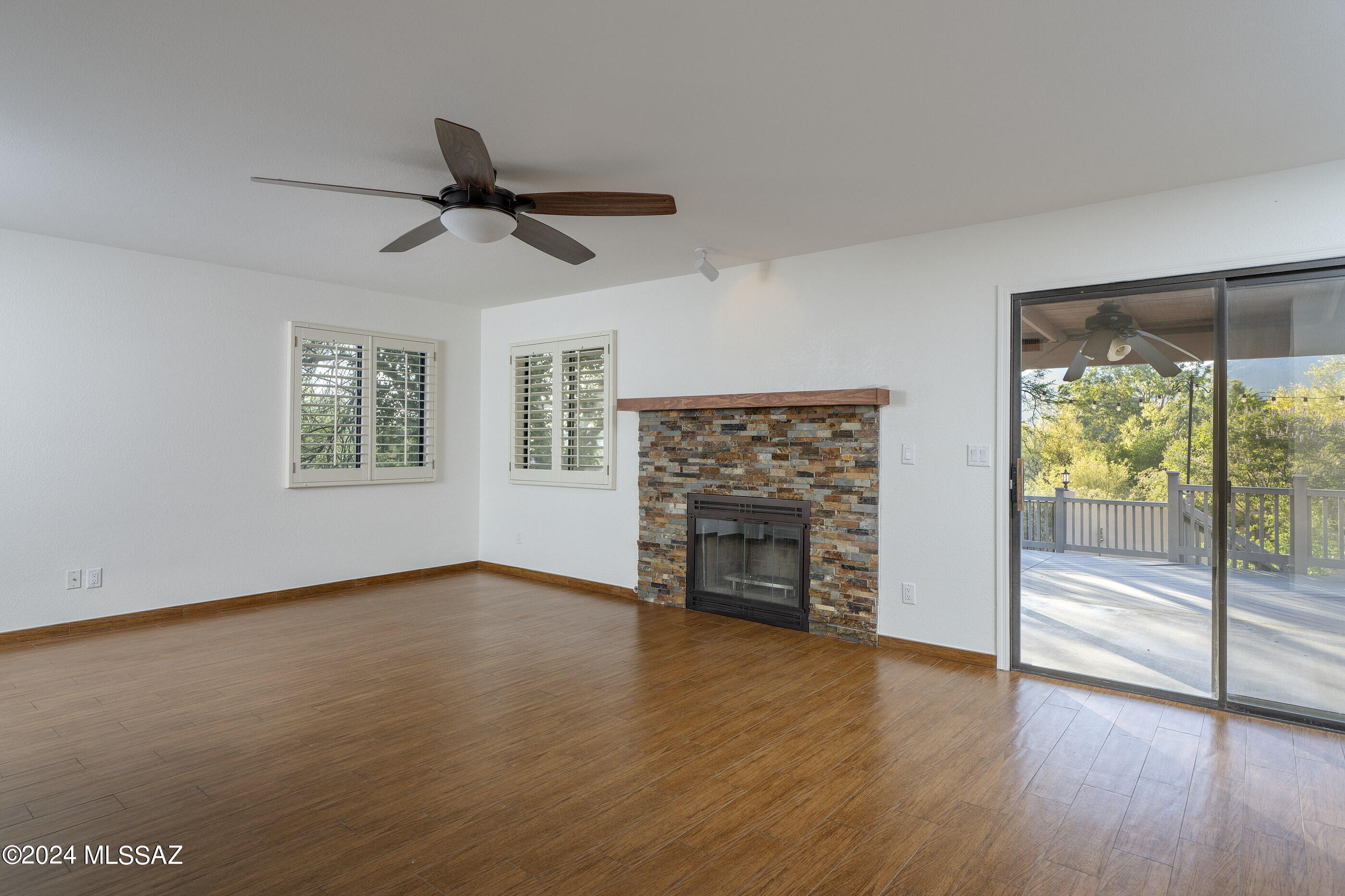 Catalina Del Sol (1-71) - Residential