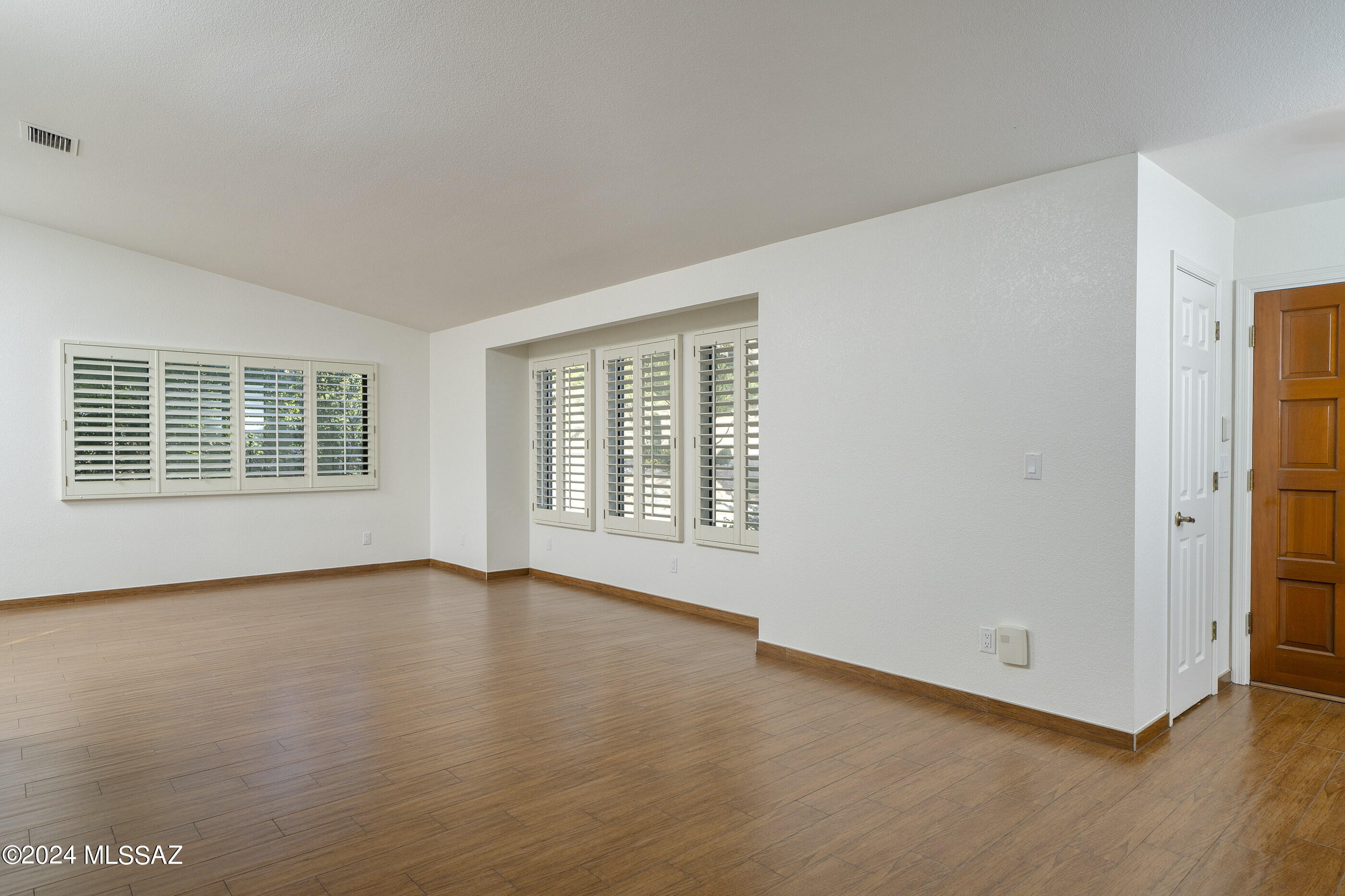 Catalina Del Sol (1-71) - Residential