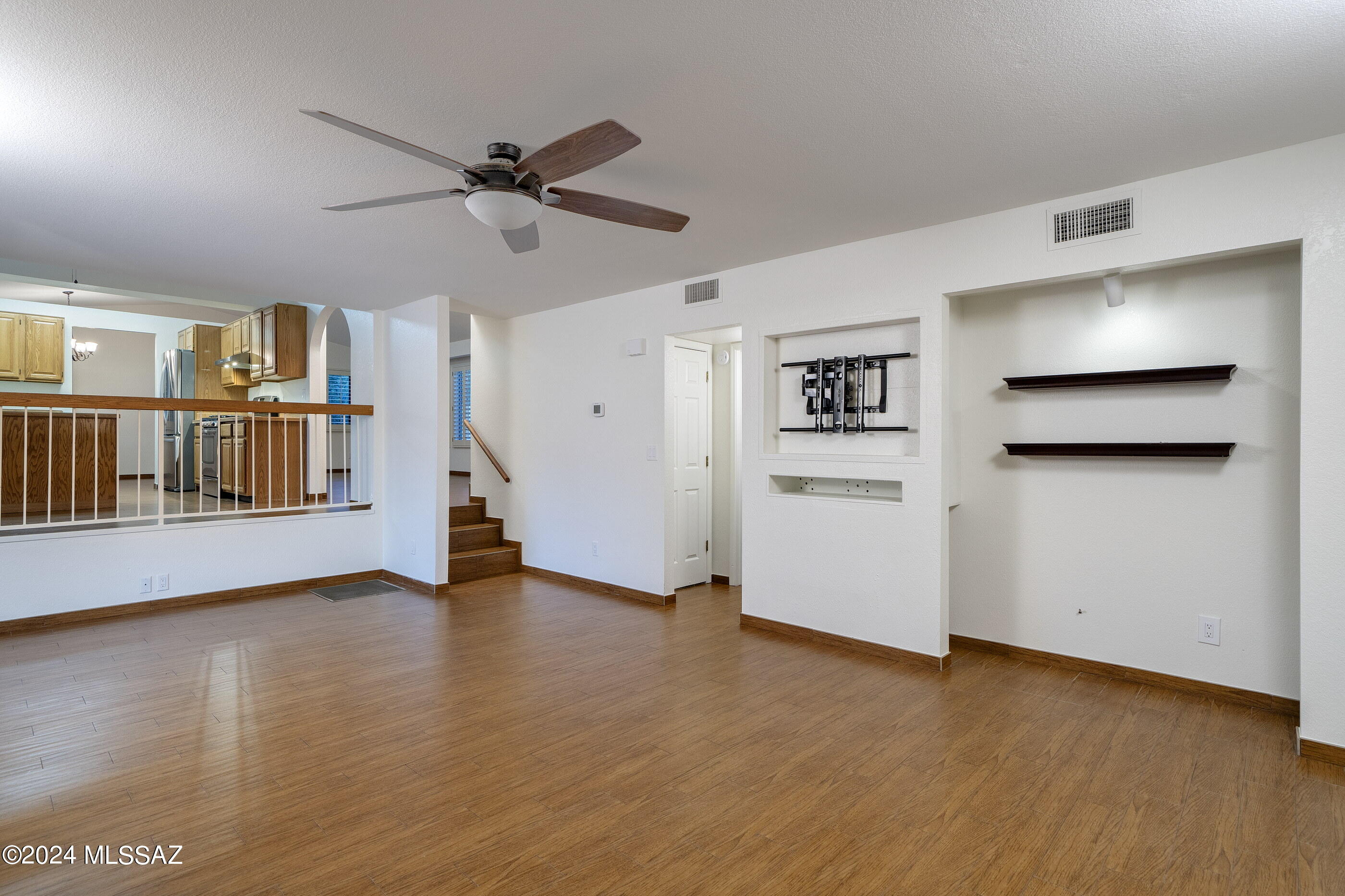 Catalina Del Sol (1-71) - Residential
