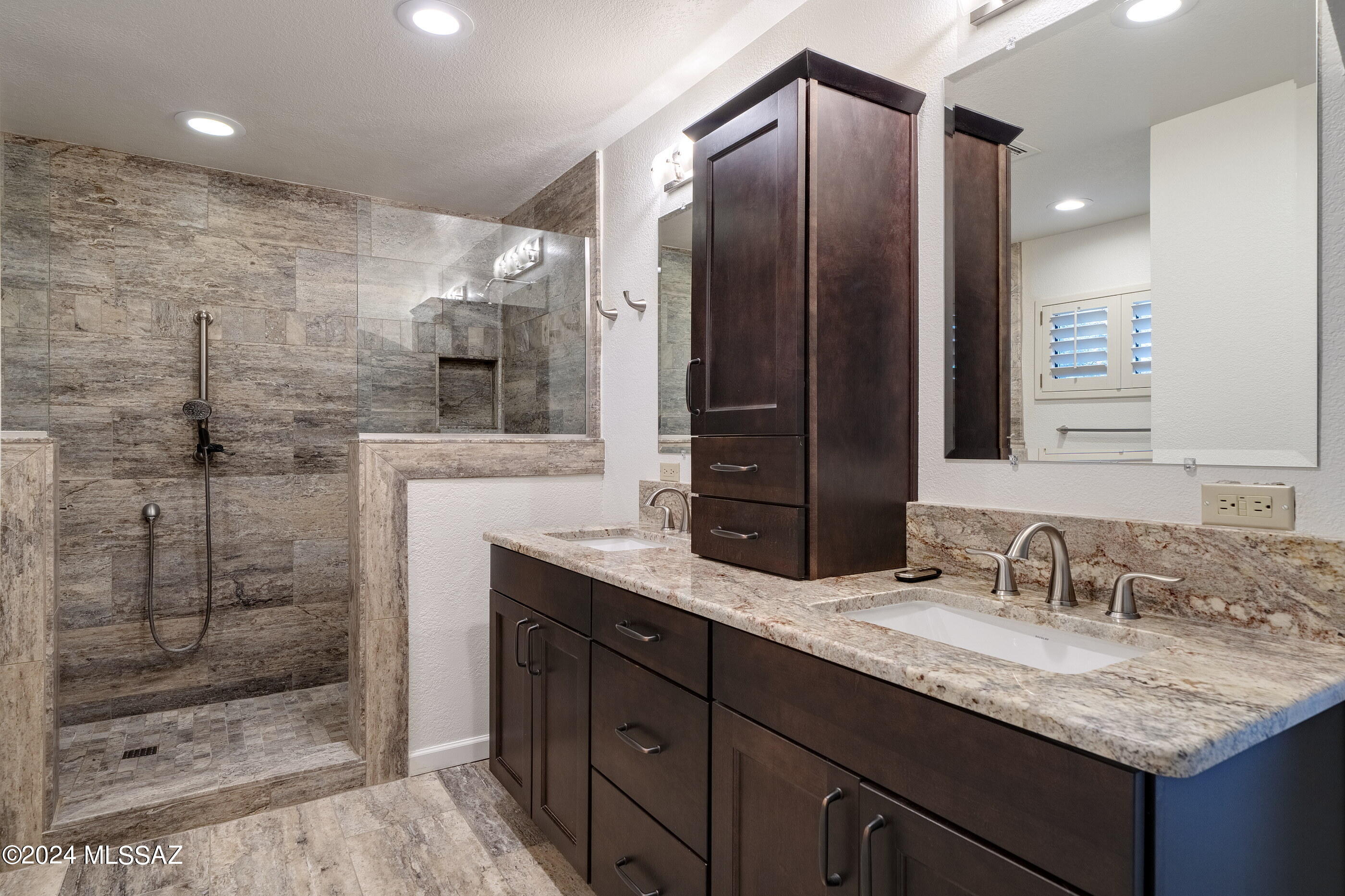 Catalina Del Sol (1-71) - Residential