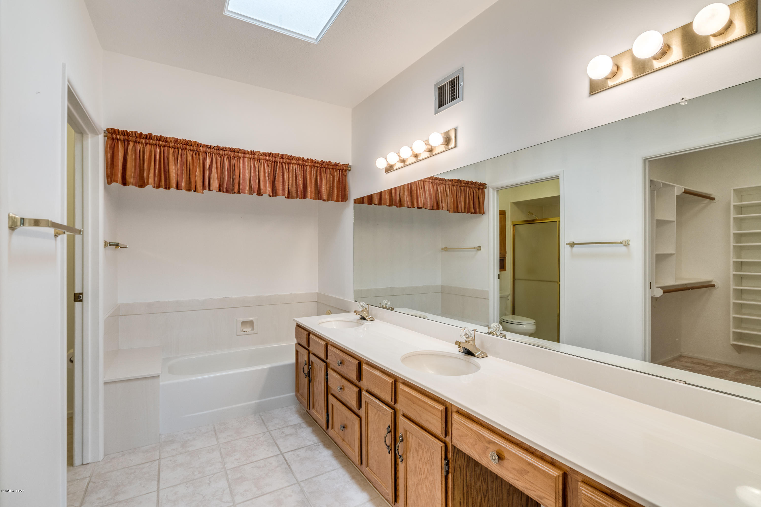 Colonia De Los Alamos (BK1-45) - Residential