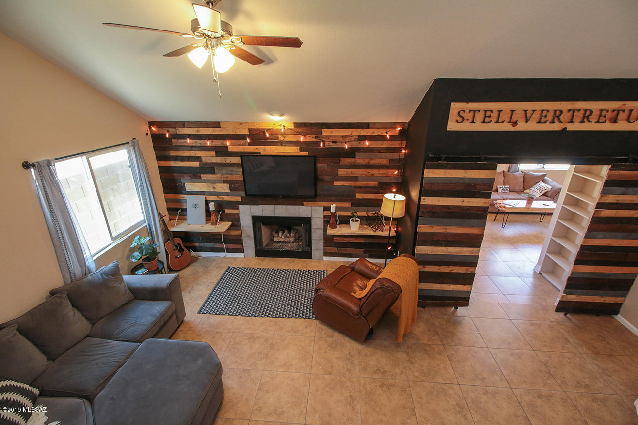 Elliott Homes At Rita Ranch (1-521) - Residential