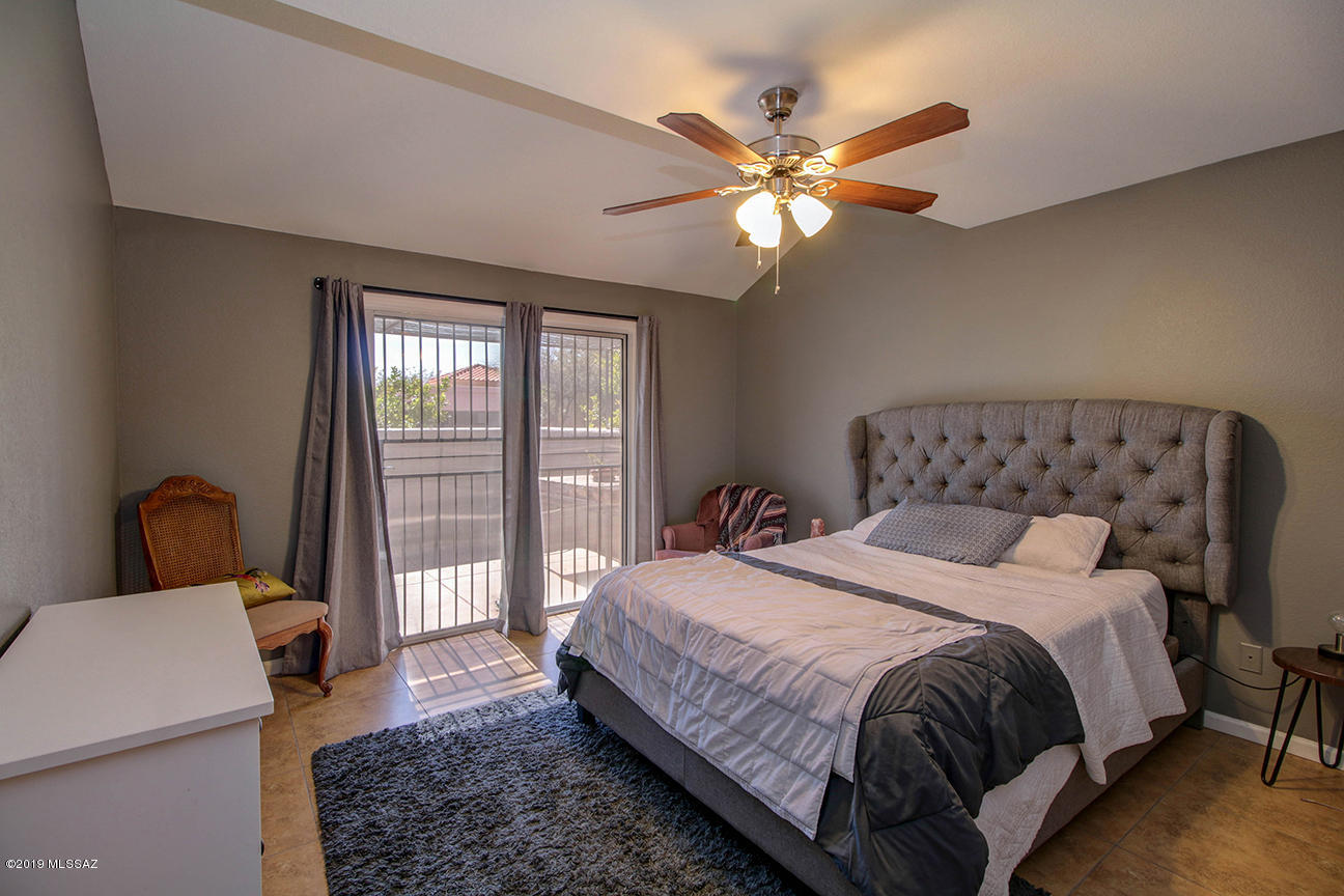Elliott Homes At Rita Ranch (1-521) - Residential