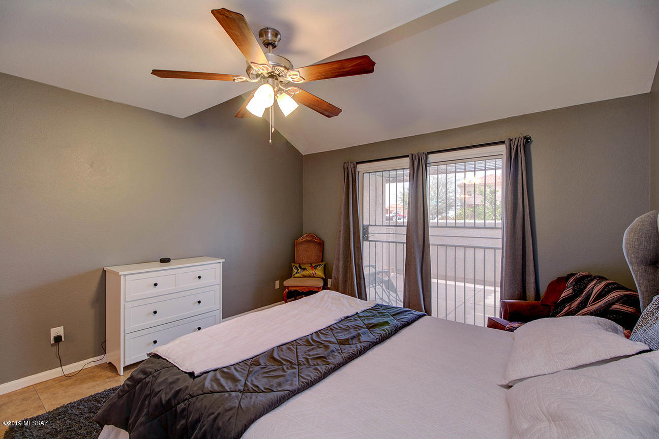 Elliott Homes At Rita Ranch (1-521) - Residential