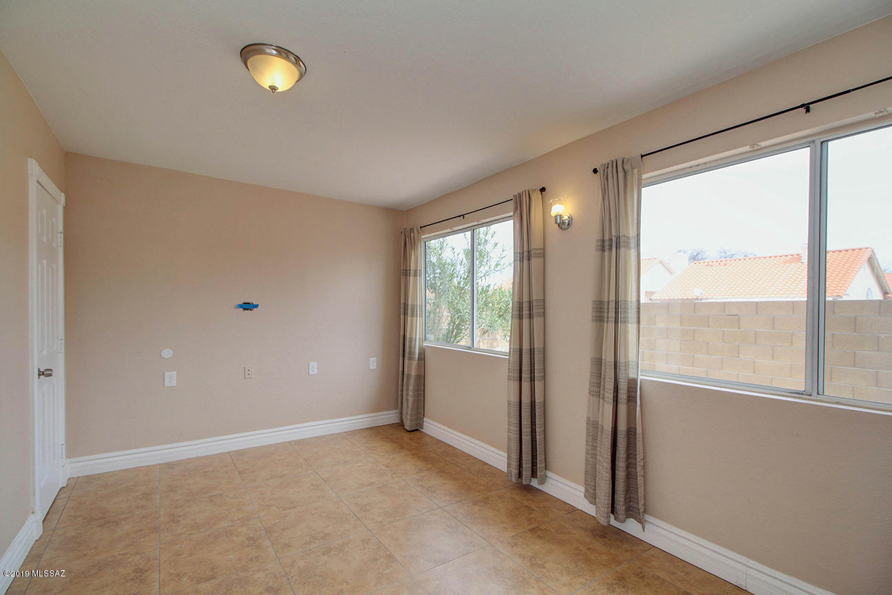 Elliott Homes At Rita Ranch (1-521) - Residential