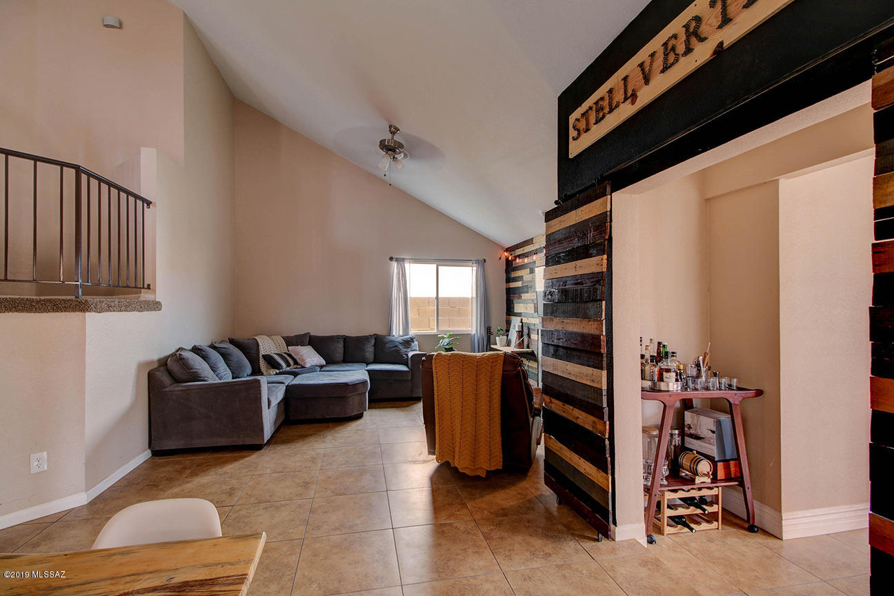Elliott Homes At Rita Ranch (1-521) - Residential