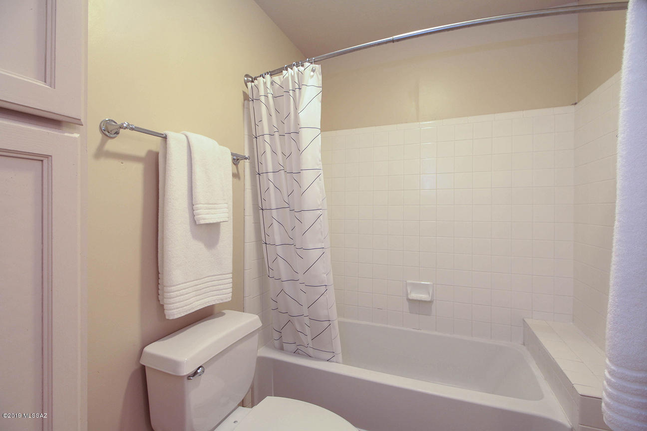 Elliott Homes At Rita Ranch (1-521) - Residential