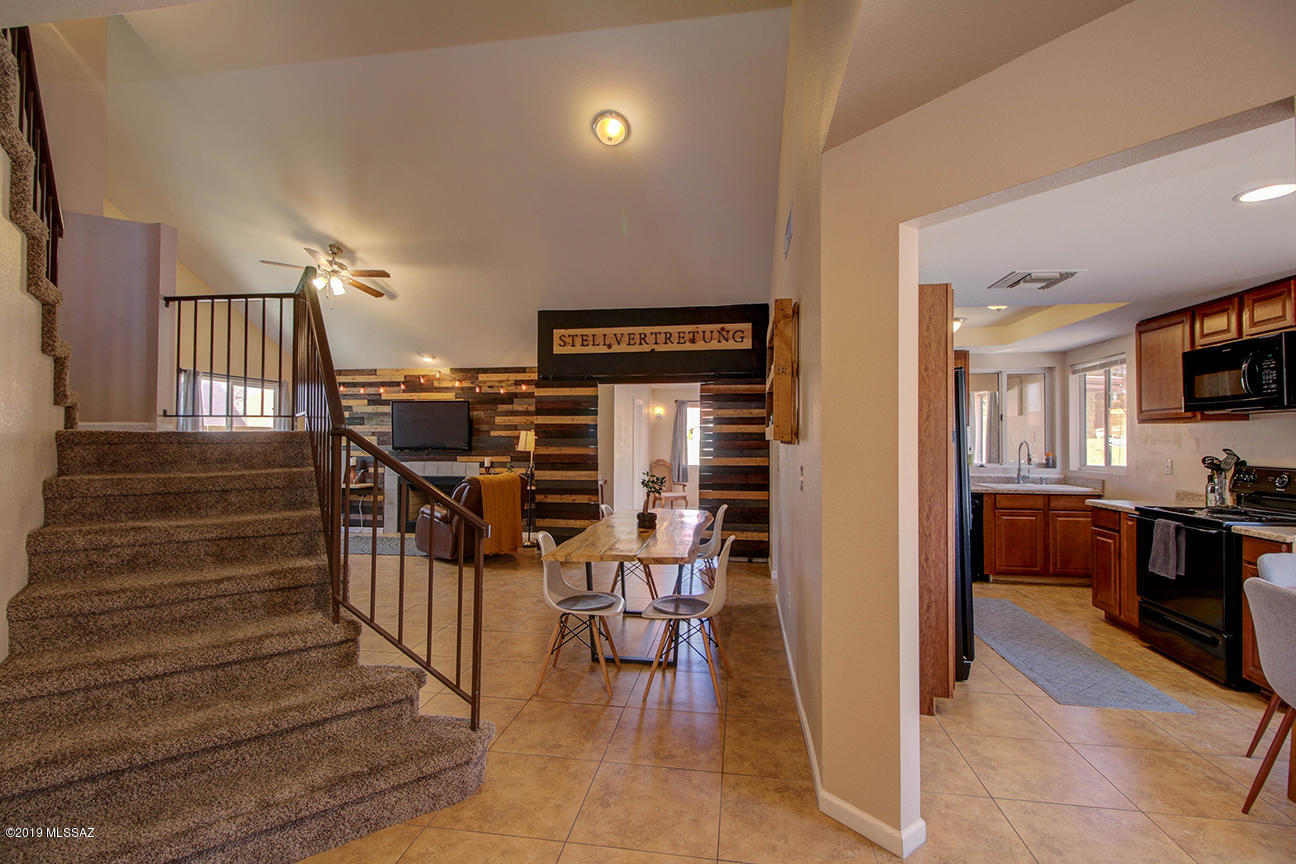 Elliott Homes At Rita Ranch (1-521) - Residential