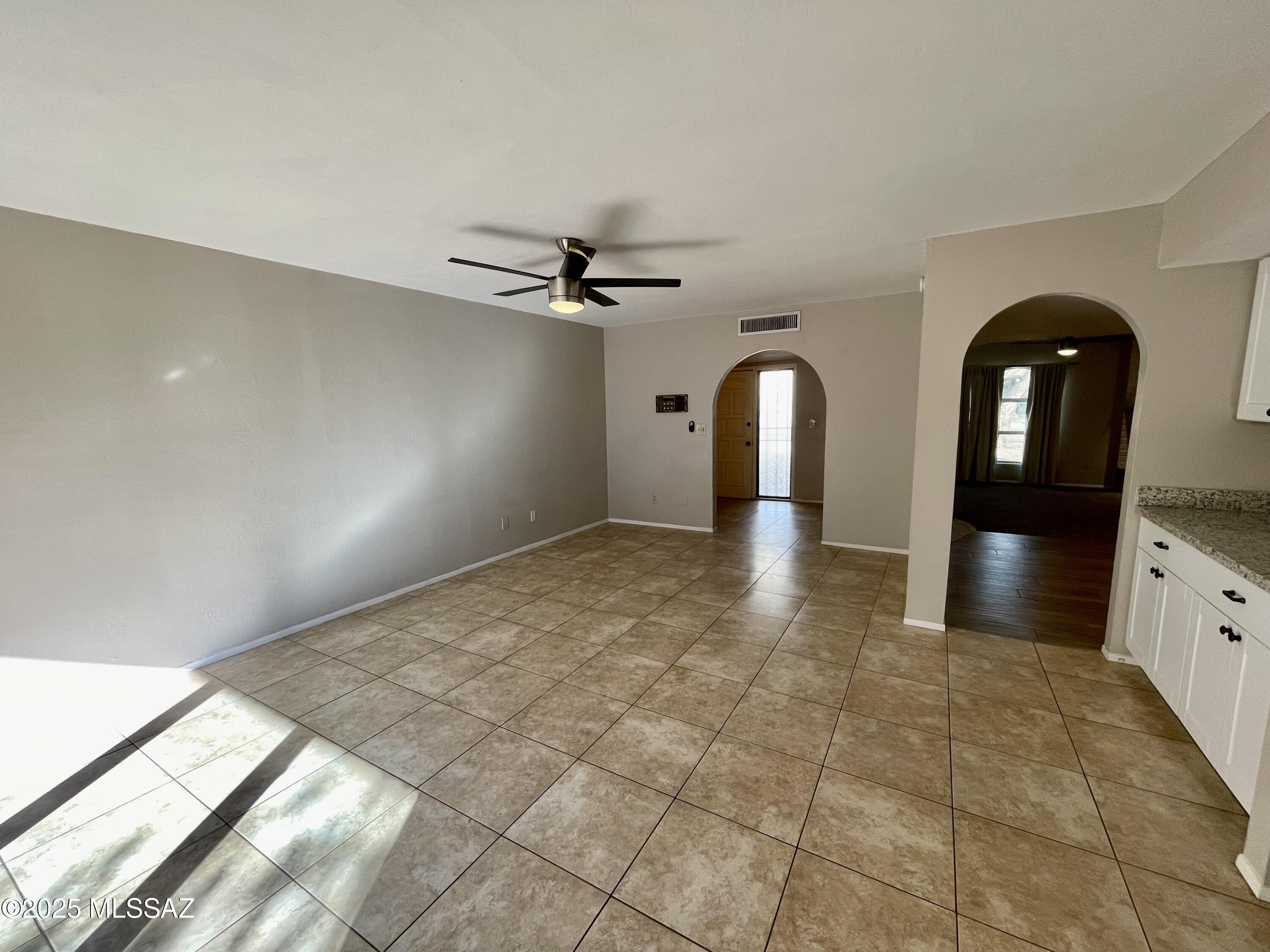 Woodland Hills NO. 2 (1-22) - Residential Lease
