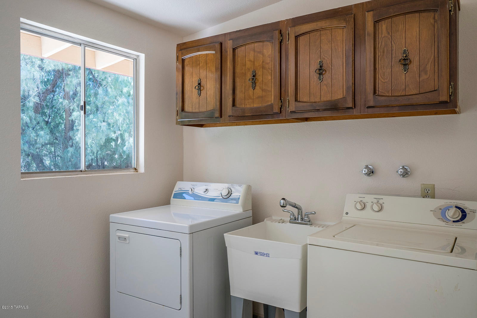 Tanque Verde Village NO. 2 (1-11) - Residential
